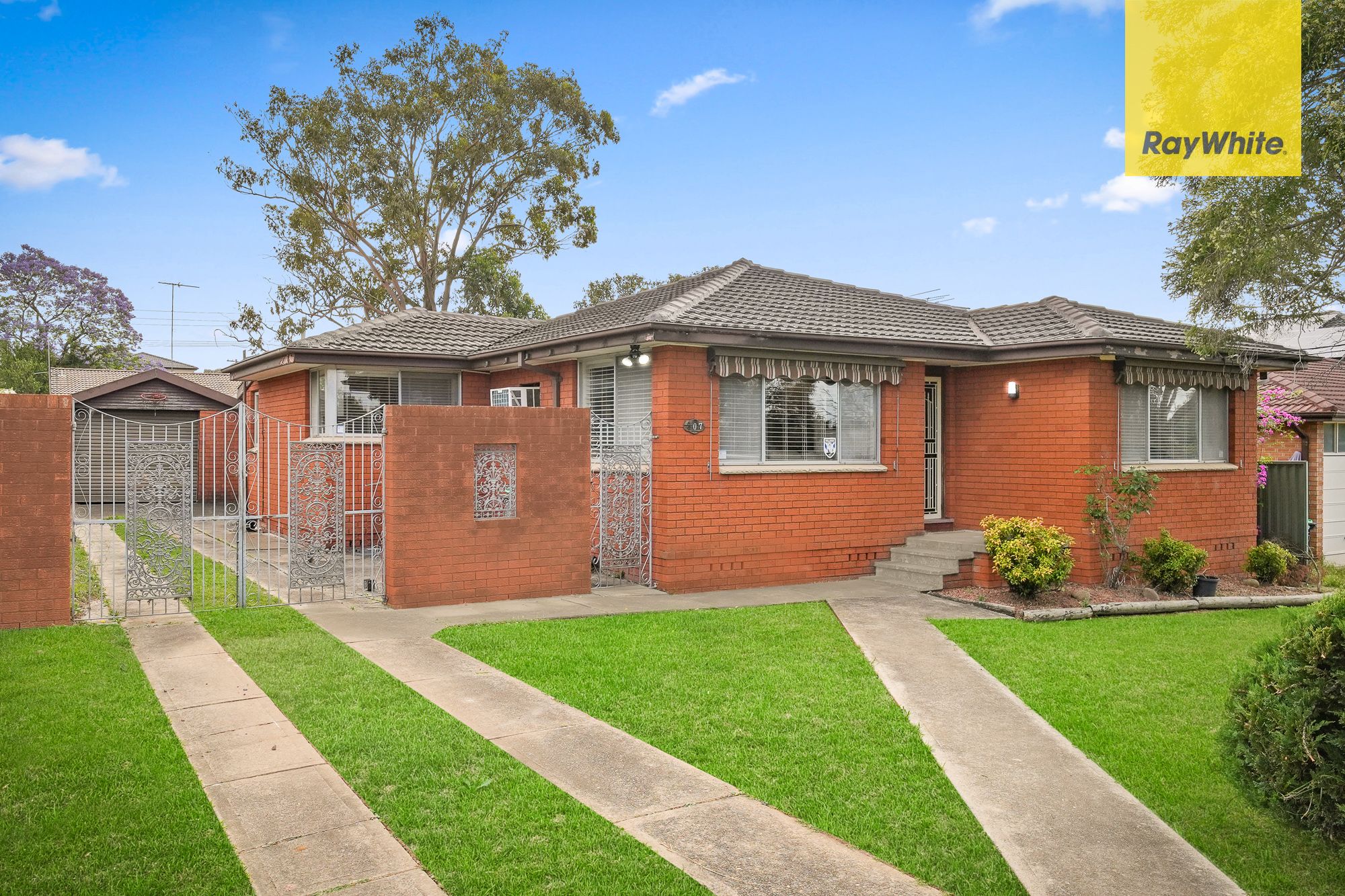 207 Shepherd Street , Colyton NSW 2760