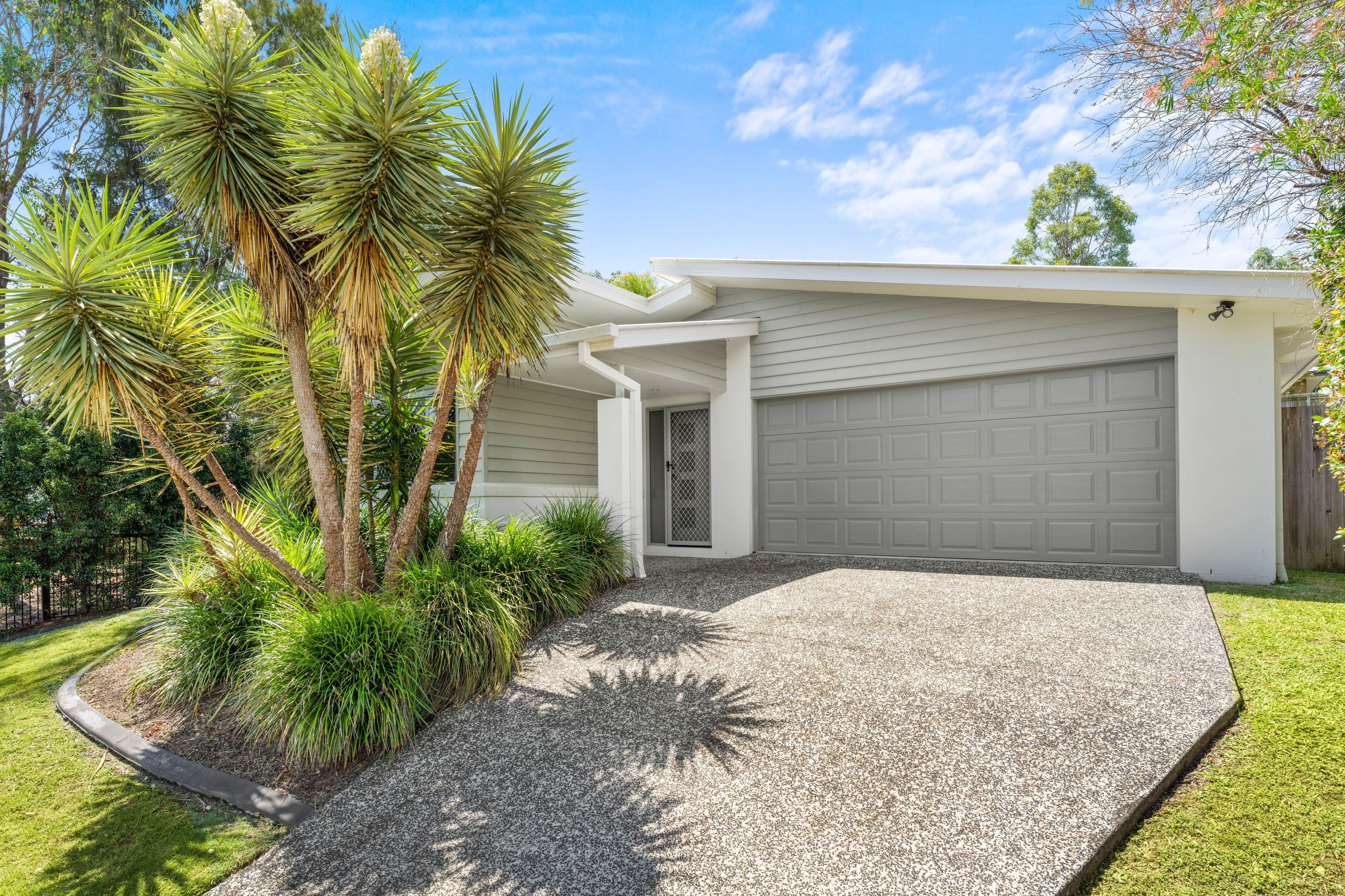 9 Livinus Place, Augustine Heights, QLD 4300