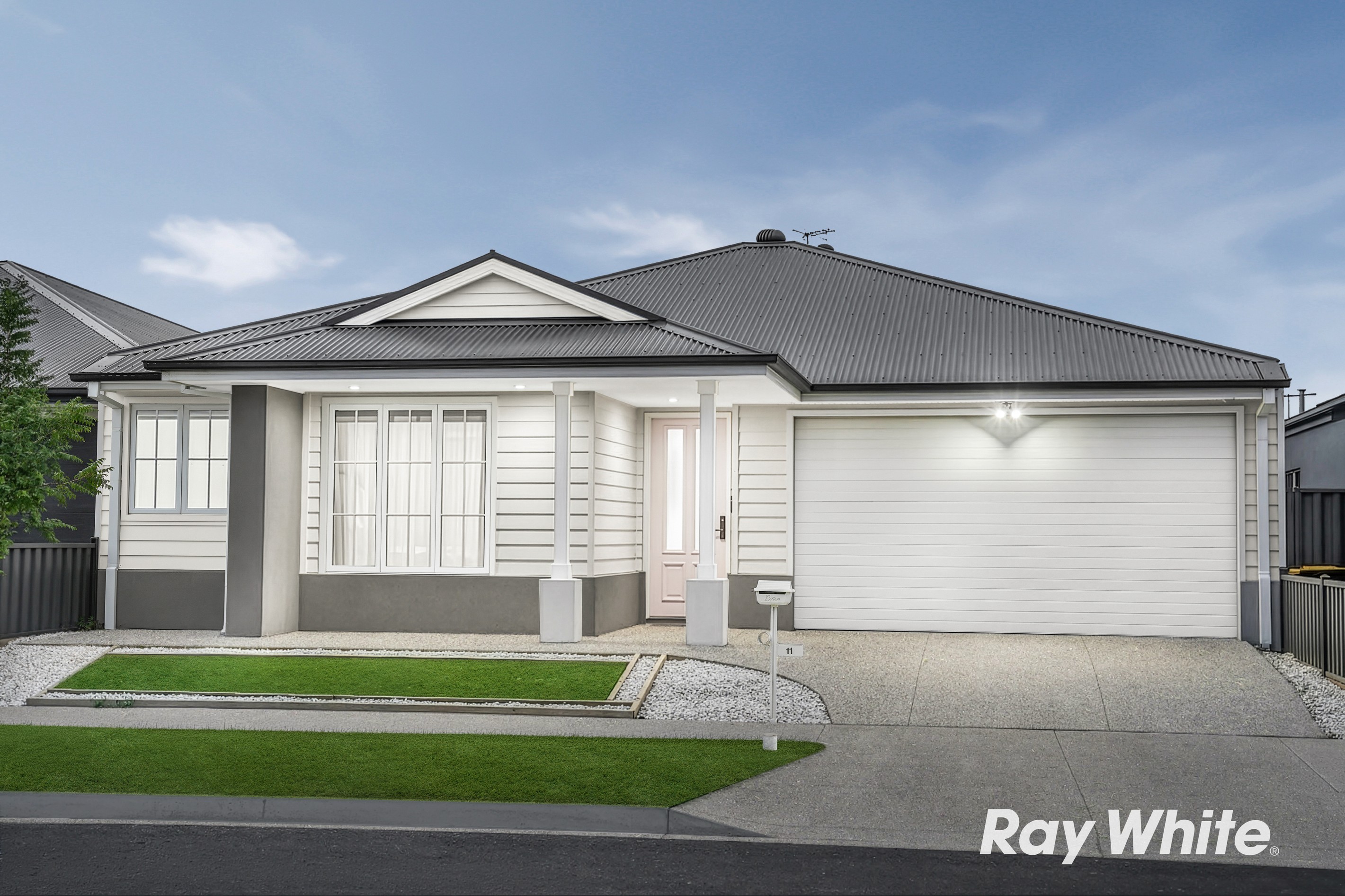 11 Mound Avenue, Donnybrook, VIC 3064