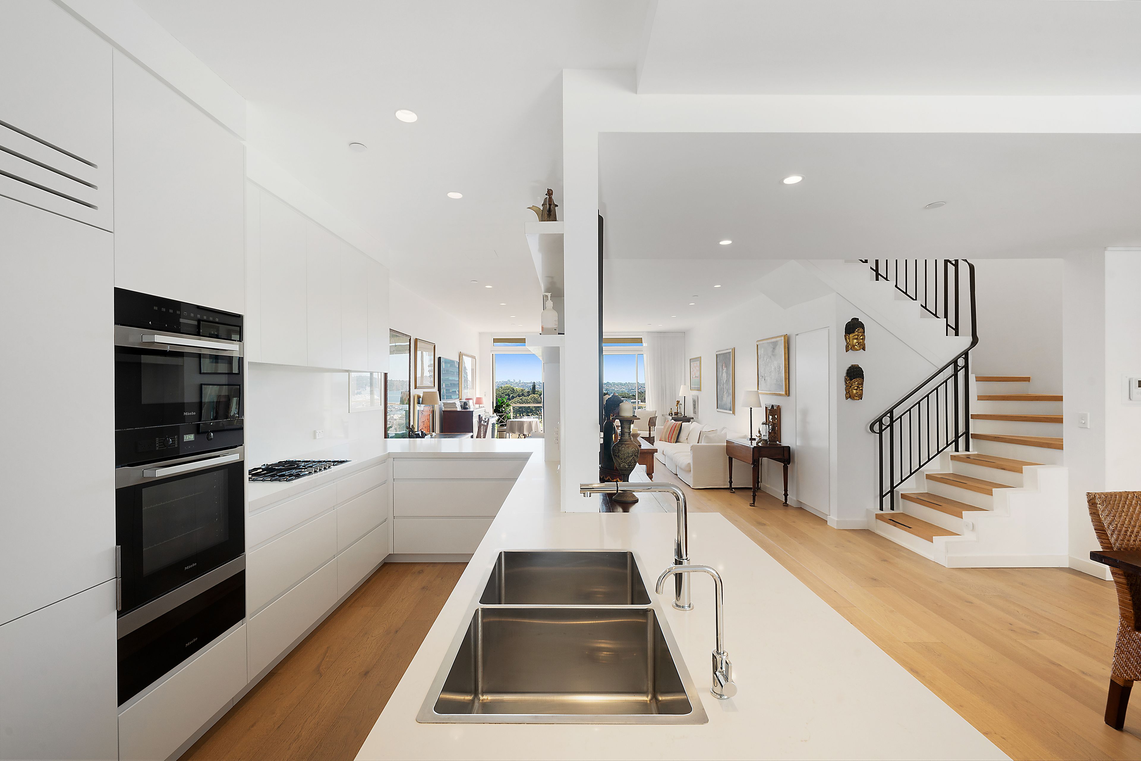 1206/63 Crown Street, Woolloomooloo, NSW 2011