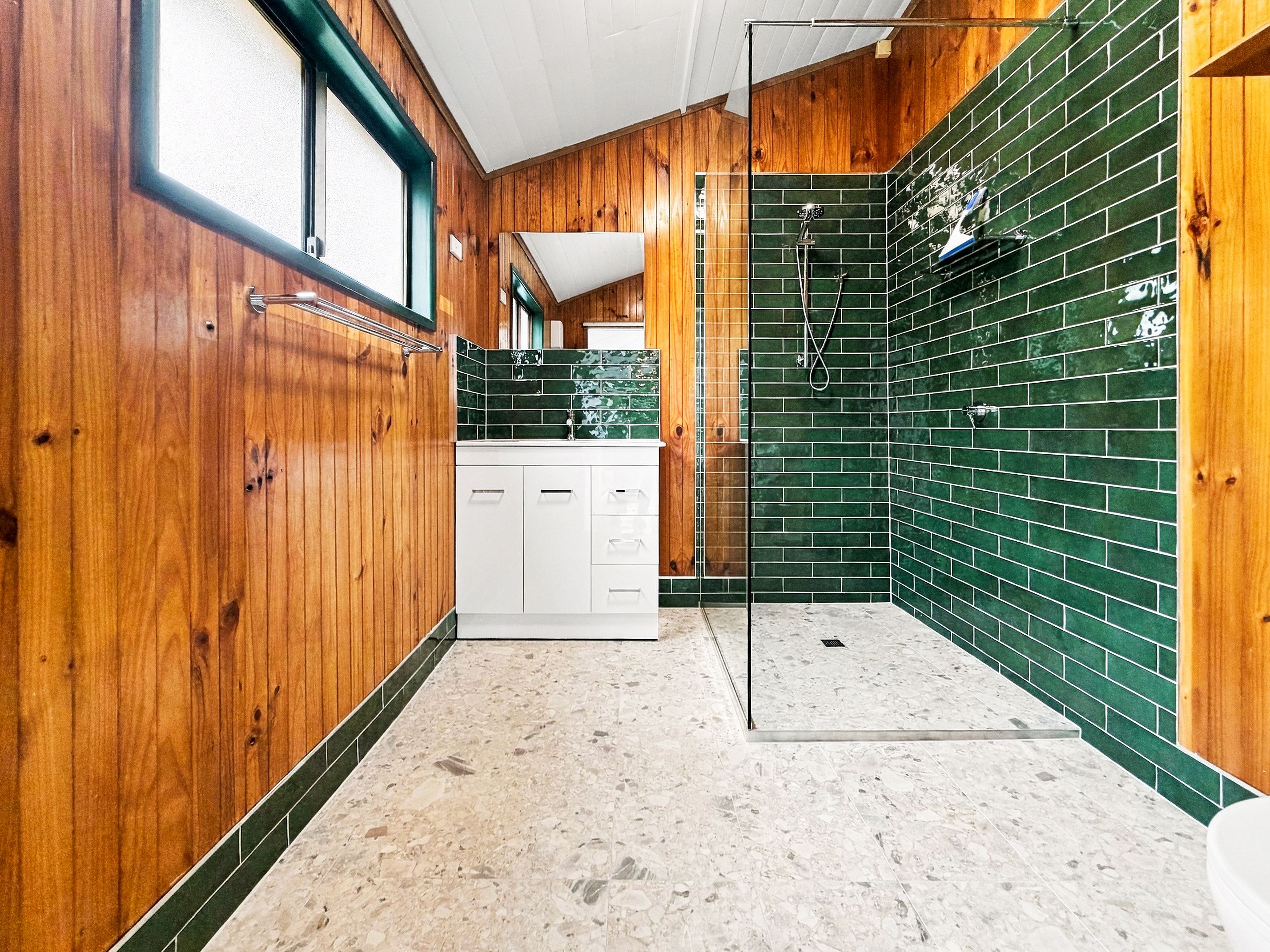 39 Bazaar Street — photo 8 of 9