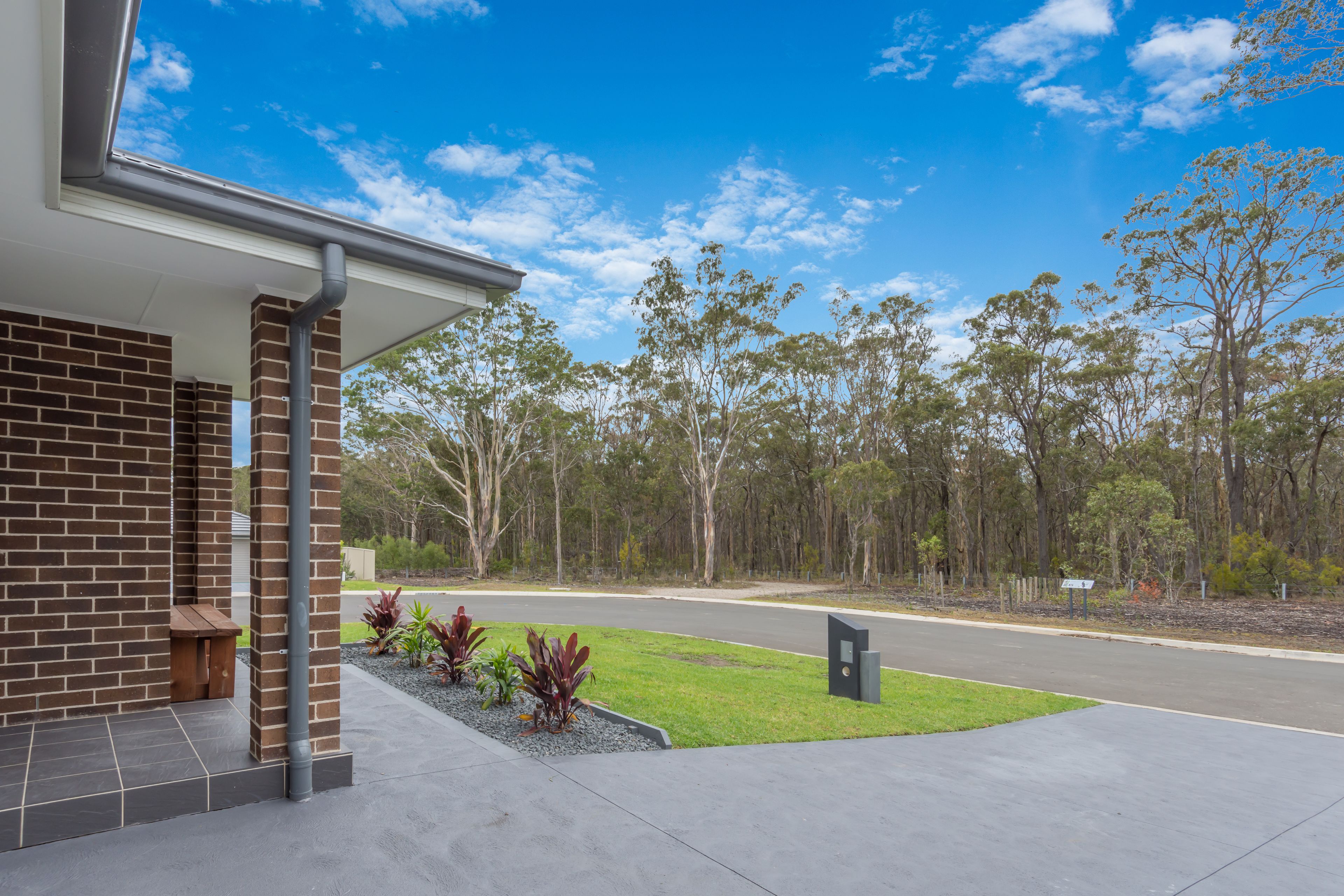 10 Alata Crescent, South Nowra, NSW 2541