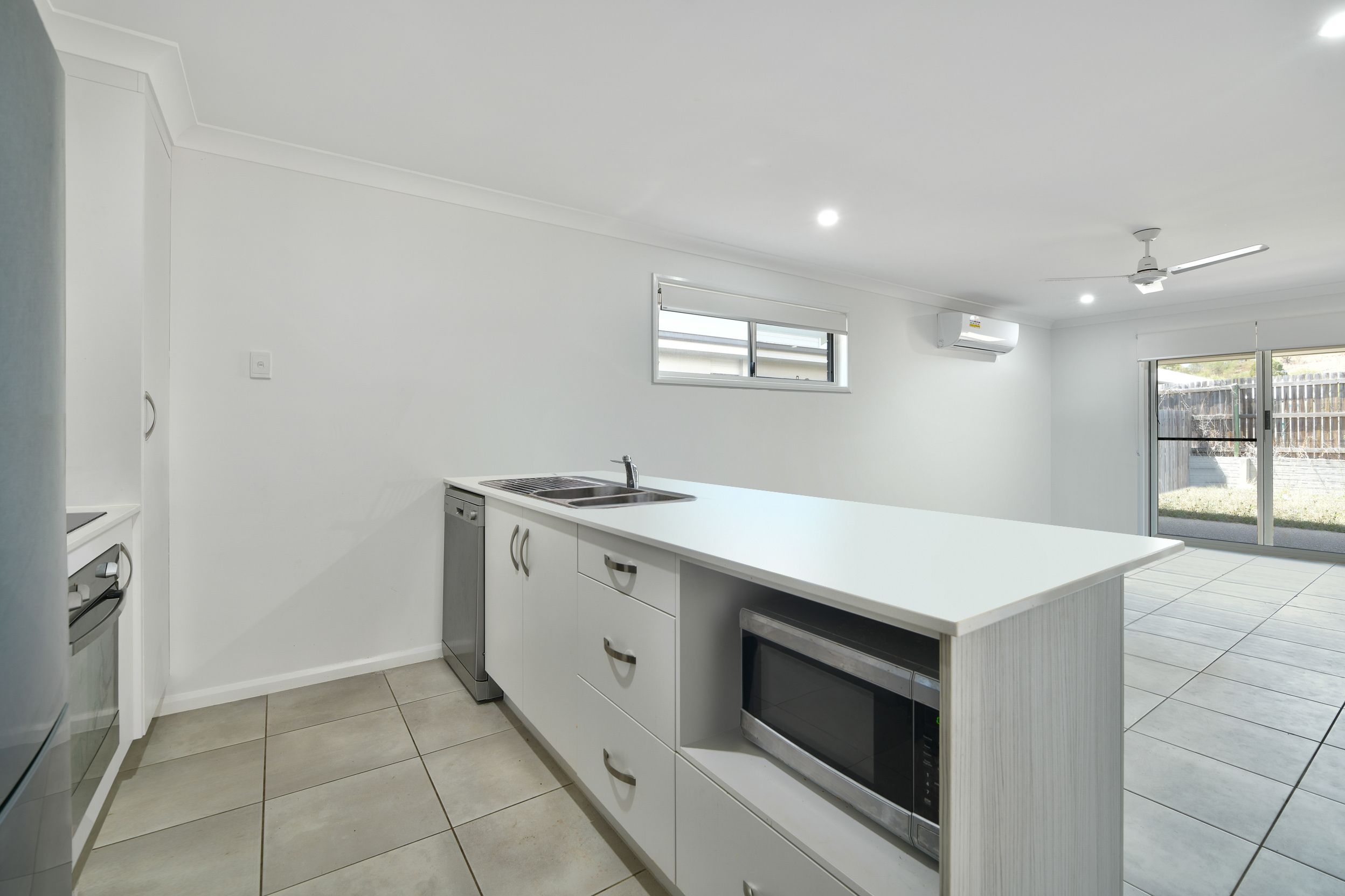 13 Oystercatcher Road, Kirkwood, QLD 4680