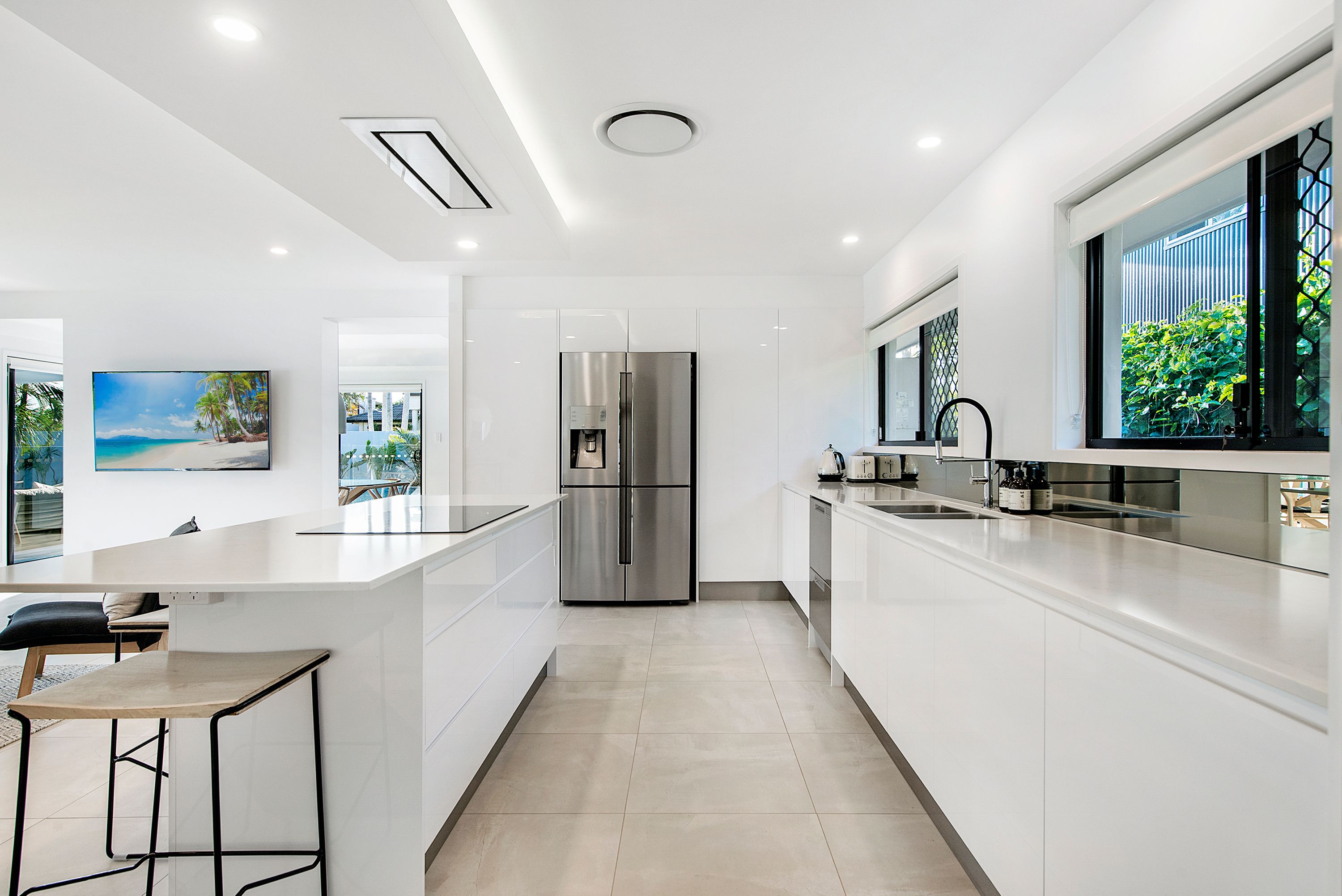 20 Sonder Street, Broadbeach Waters QLD 4218