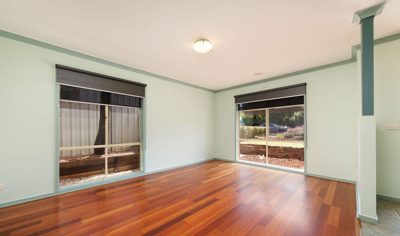 28 Azure Drive, West Wodonga, VIC 3690