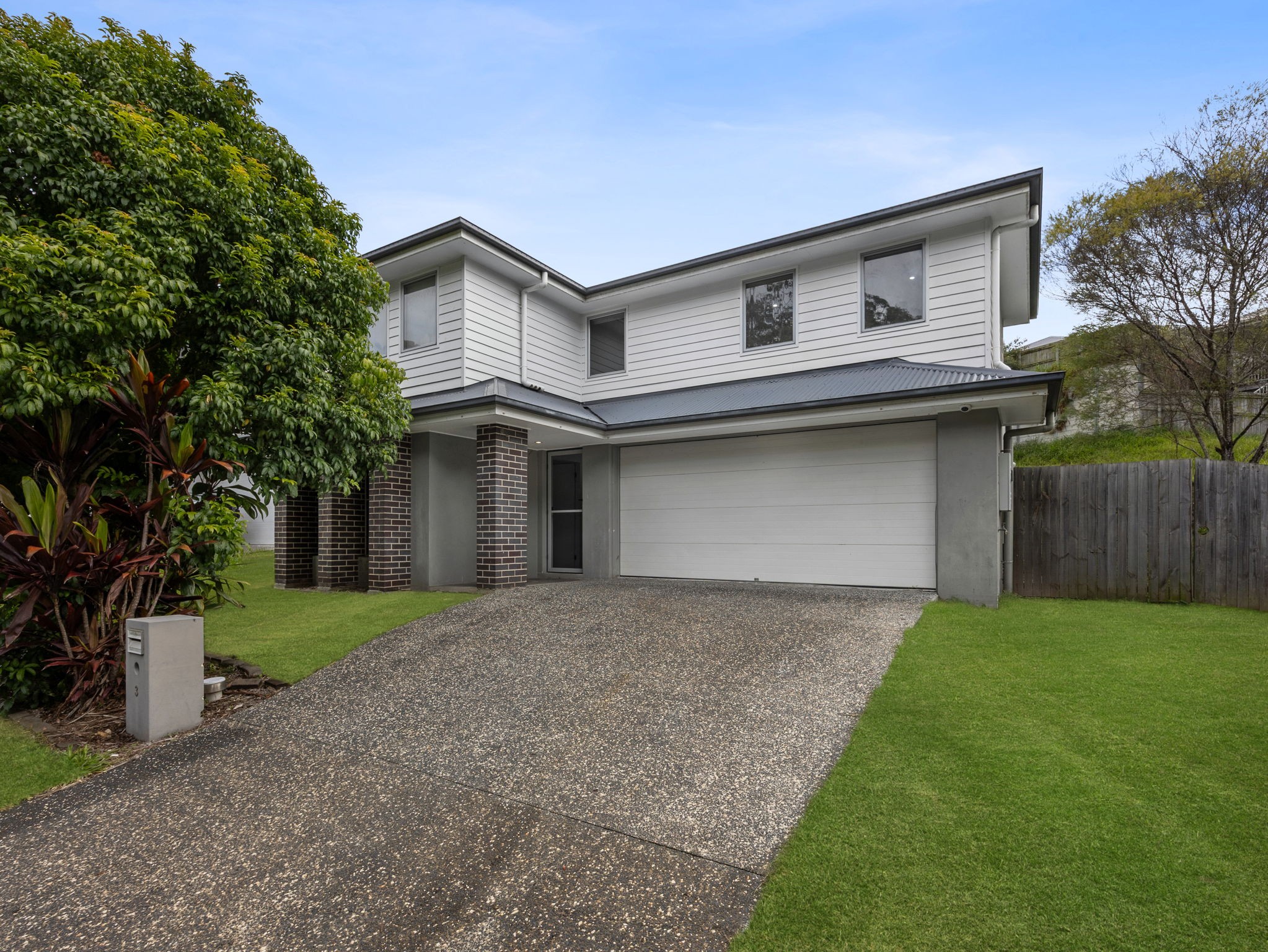 3 Balm Avenue, Springfield Lakes, QLD 4300