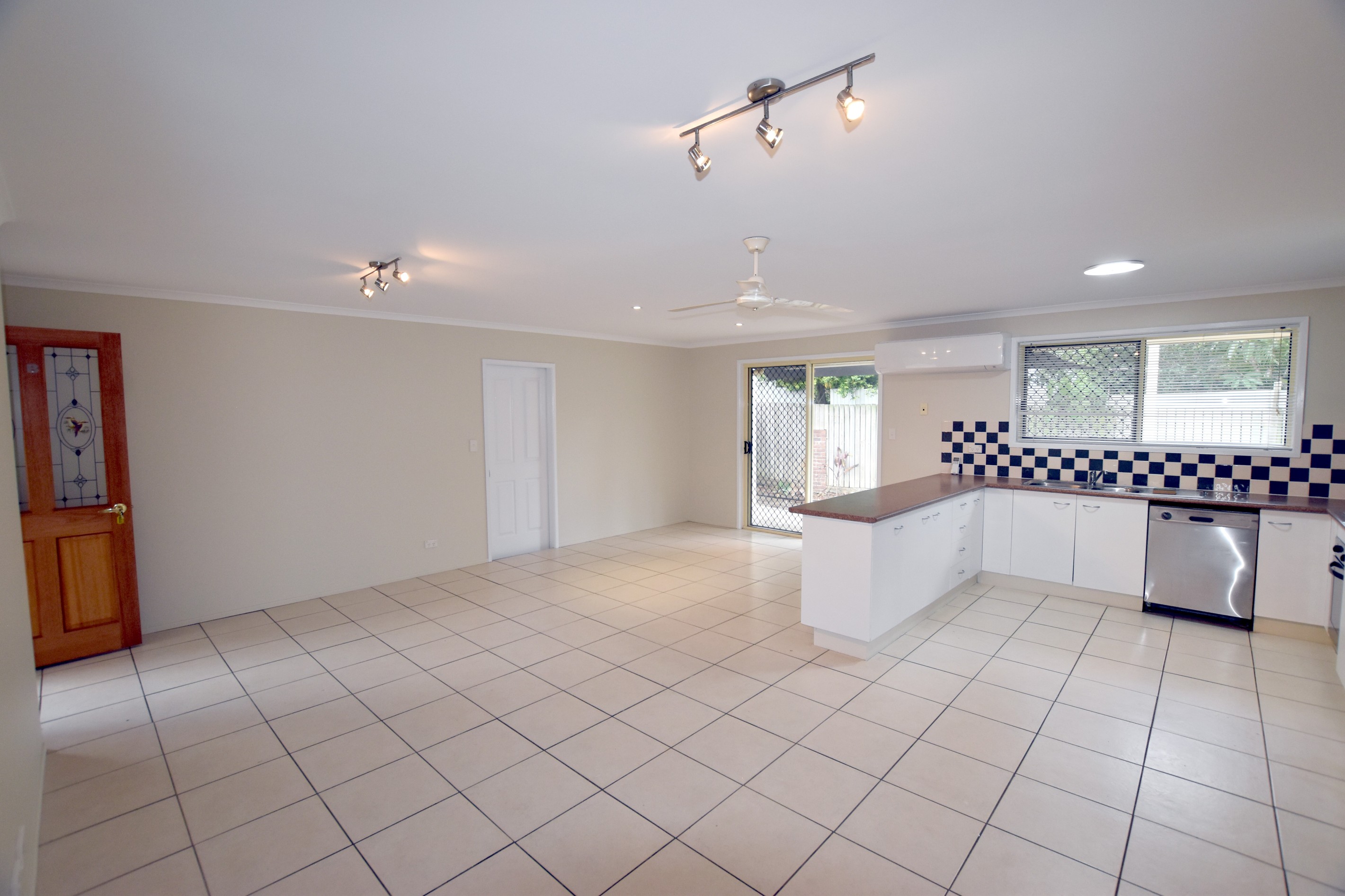 9B Windward Passage, South Gladstone, QLD 4680