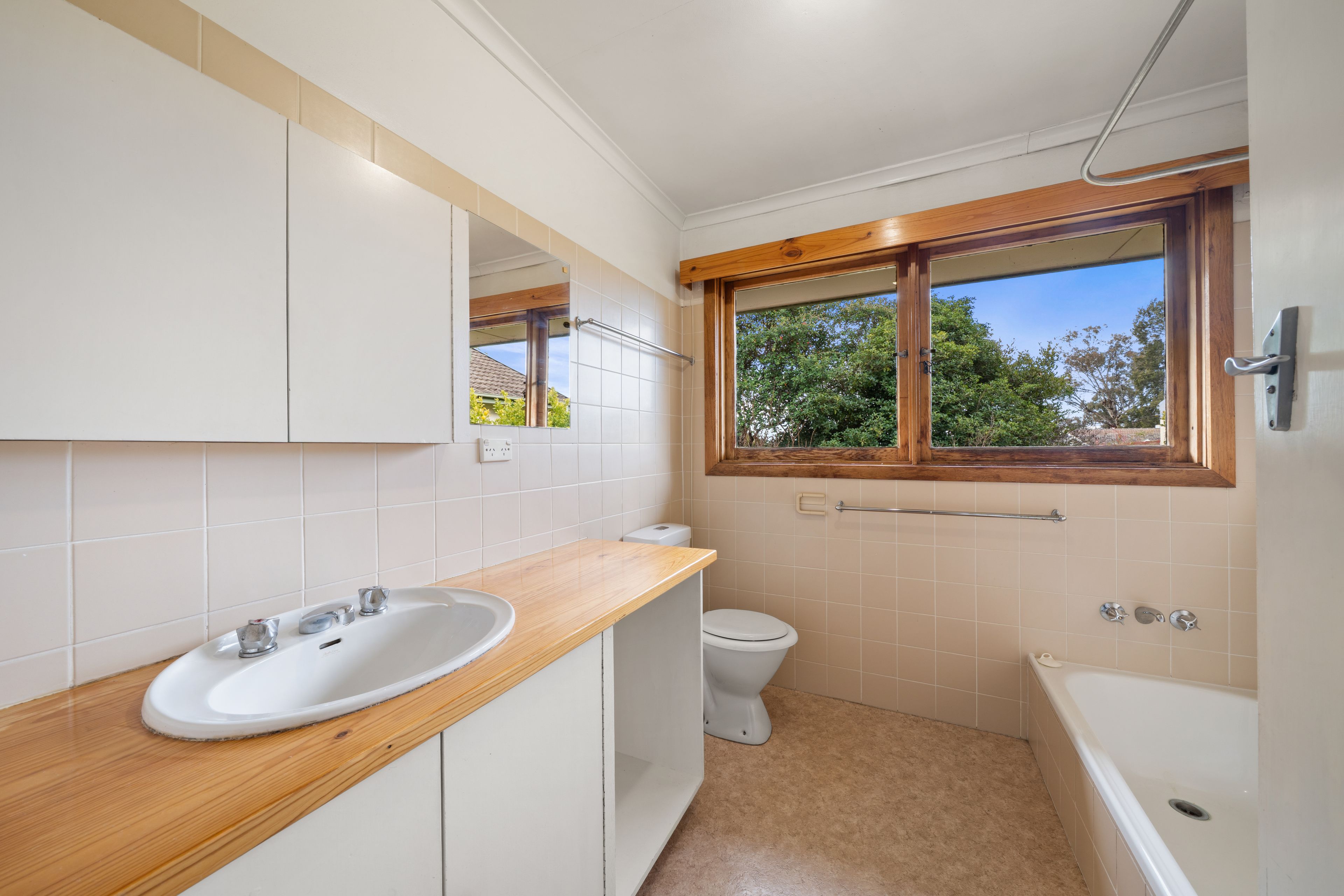 21 Jarvis Place — photo 16 of 26