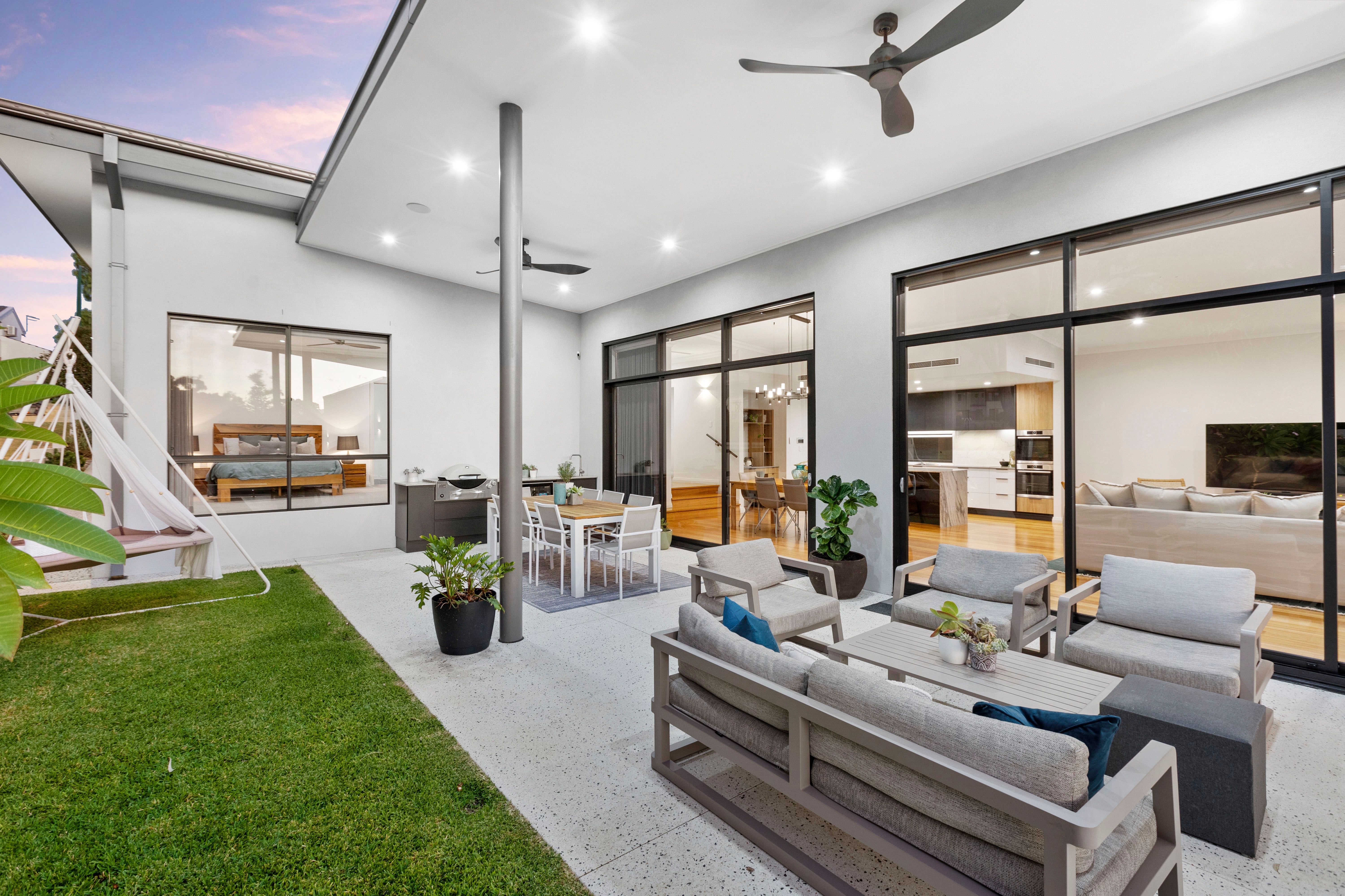 21 Valley Road, Wembley Downs, WA 6019