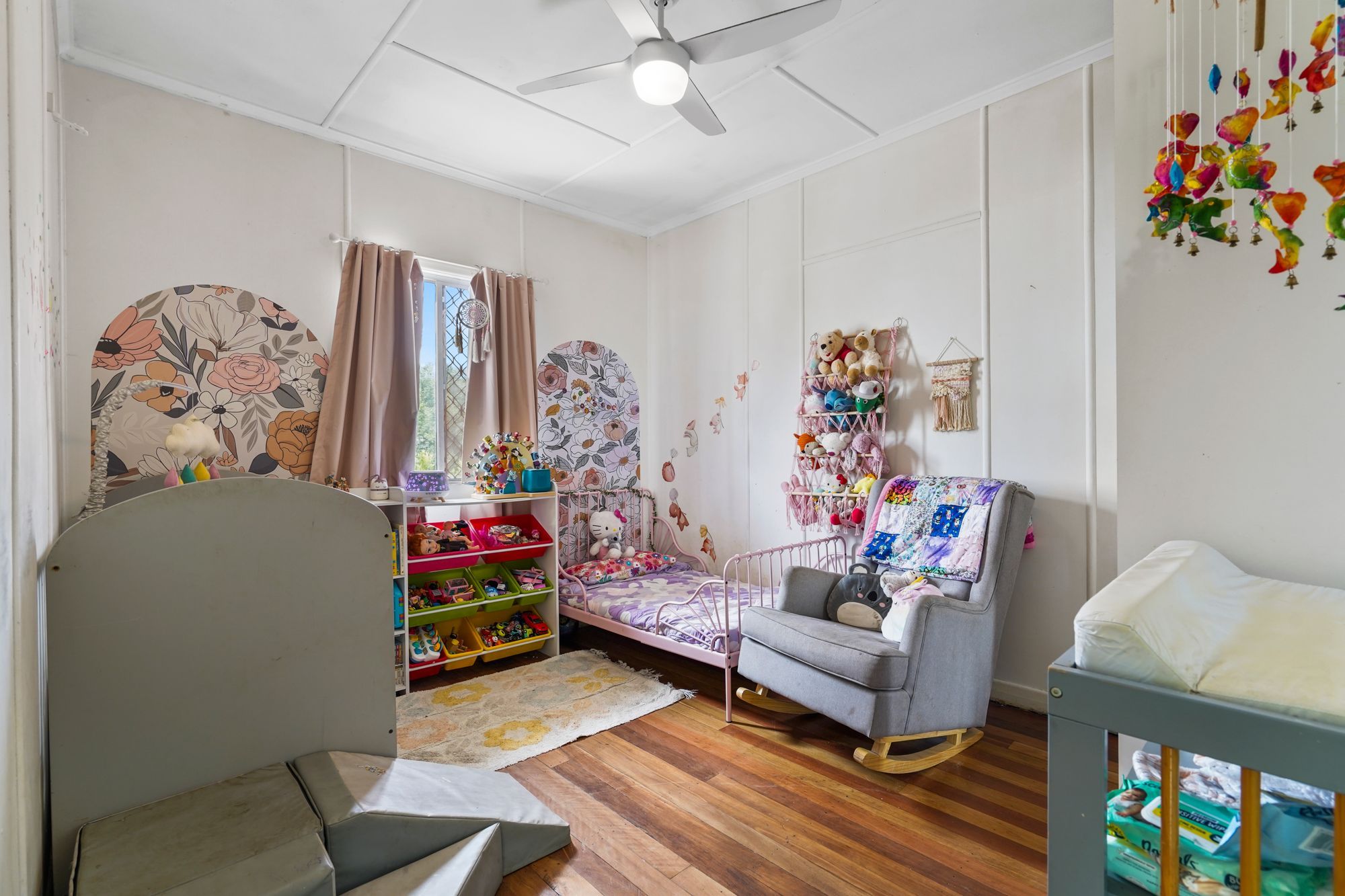 23 Russell Street — photo 10 of 19