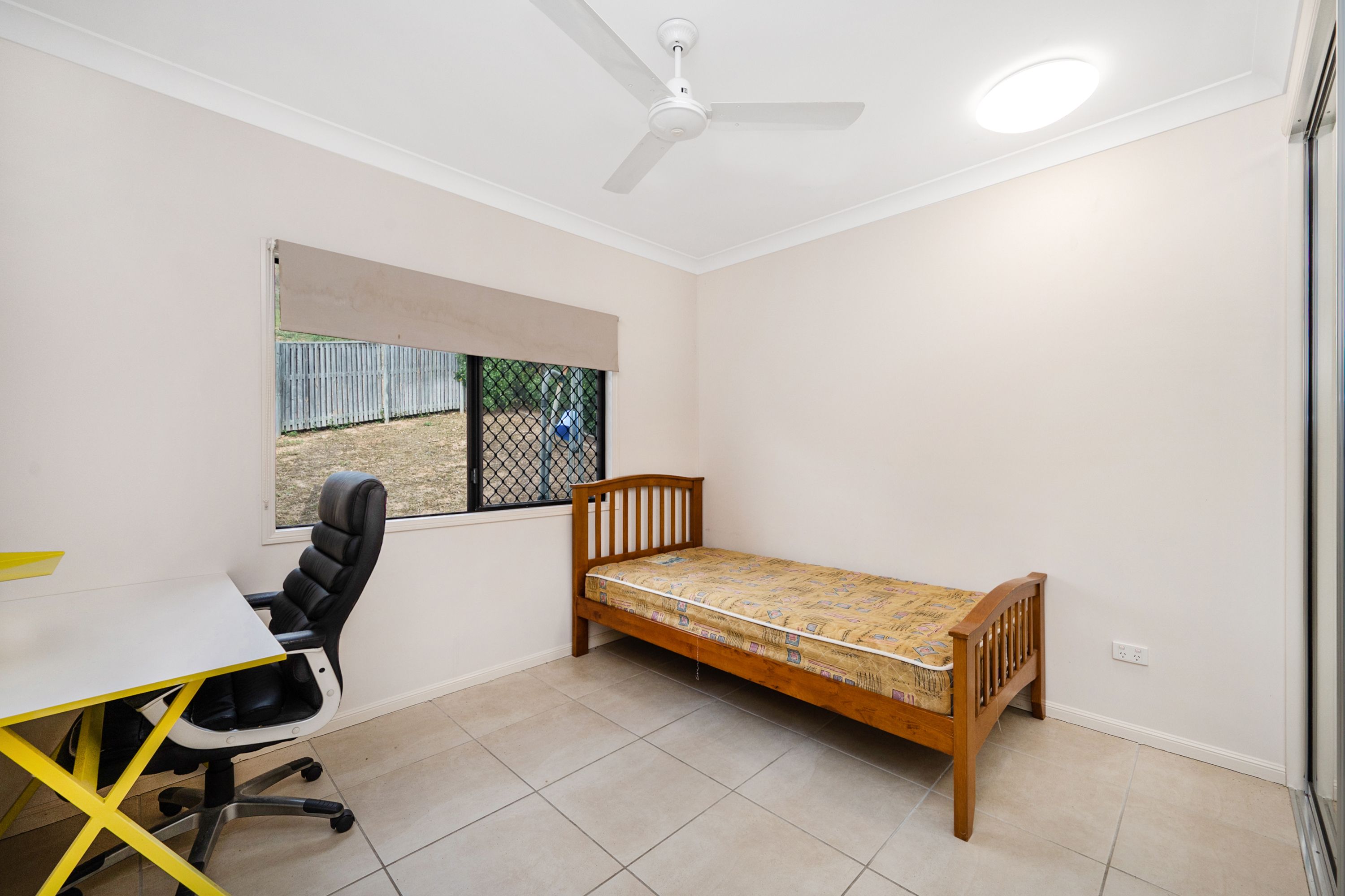 12 Moondani Close — photo 3 of 8