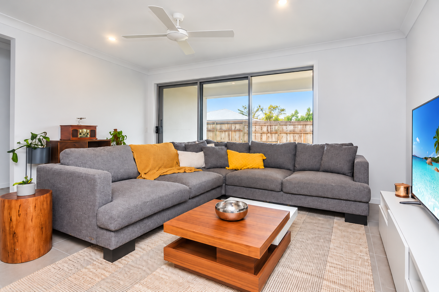 15 Fisher Street — photo 4 of 11