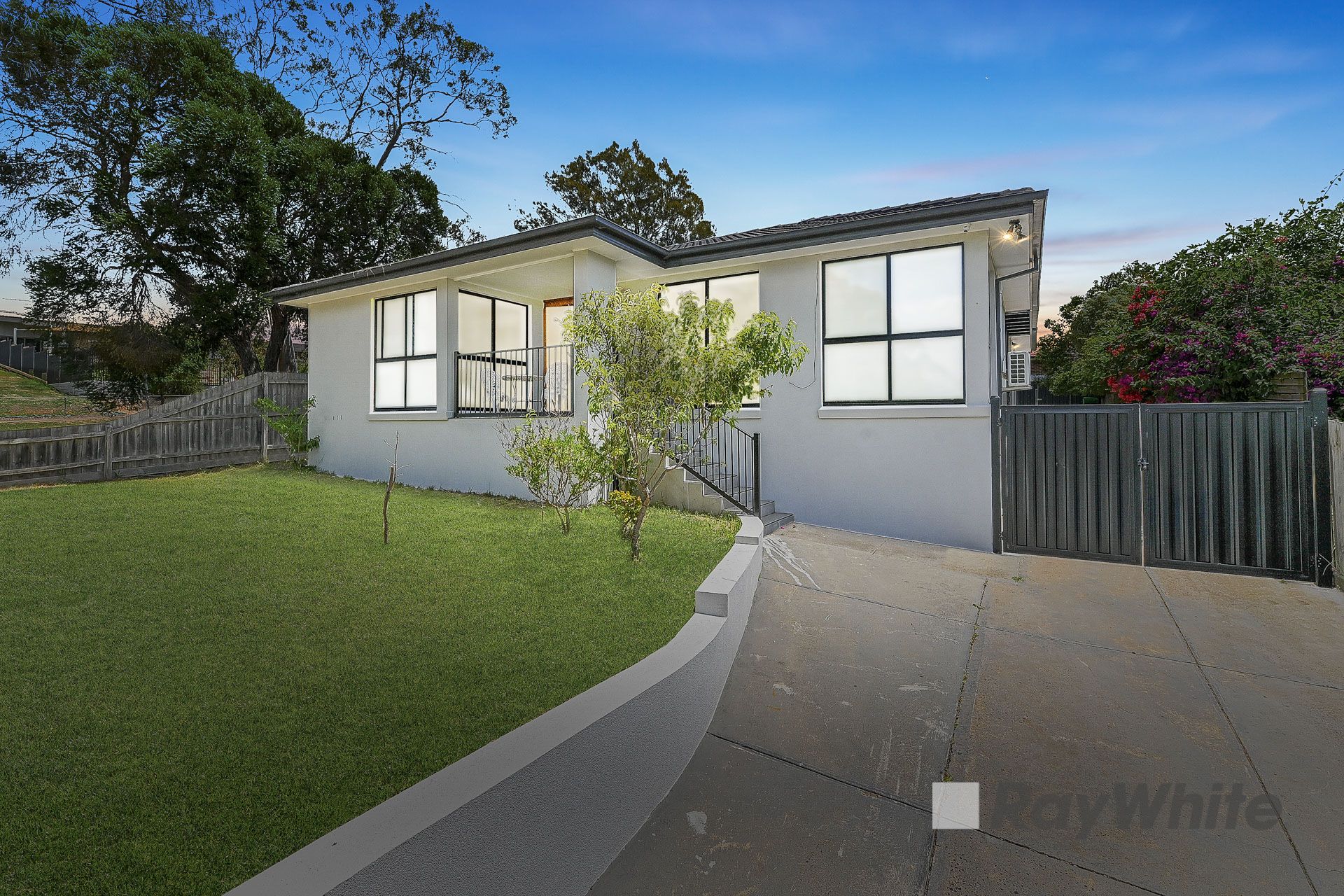 1 Arcadia Avenue, Hallam VIC 3803