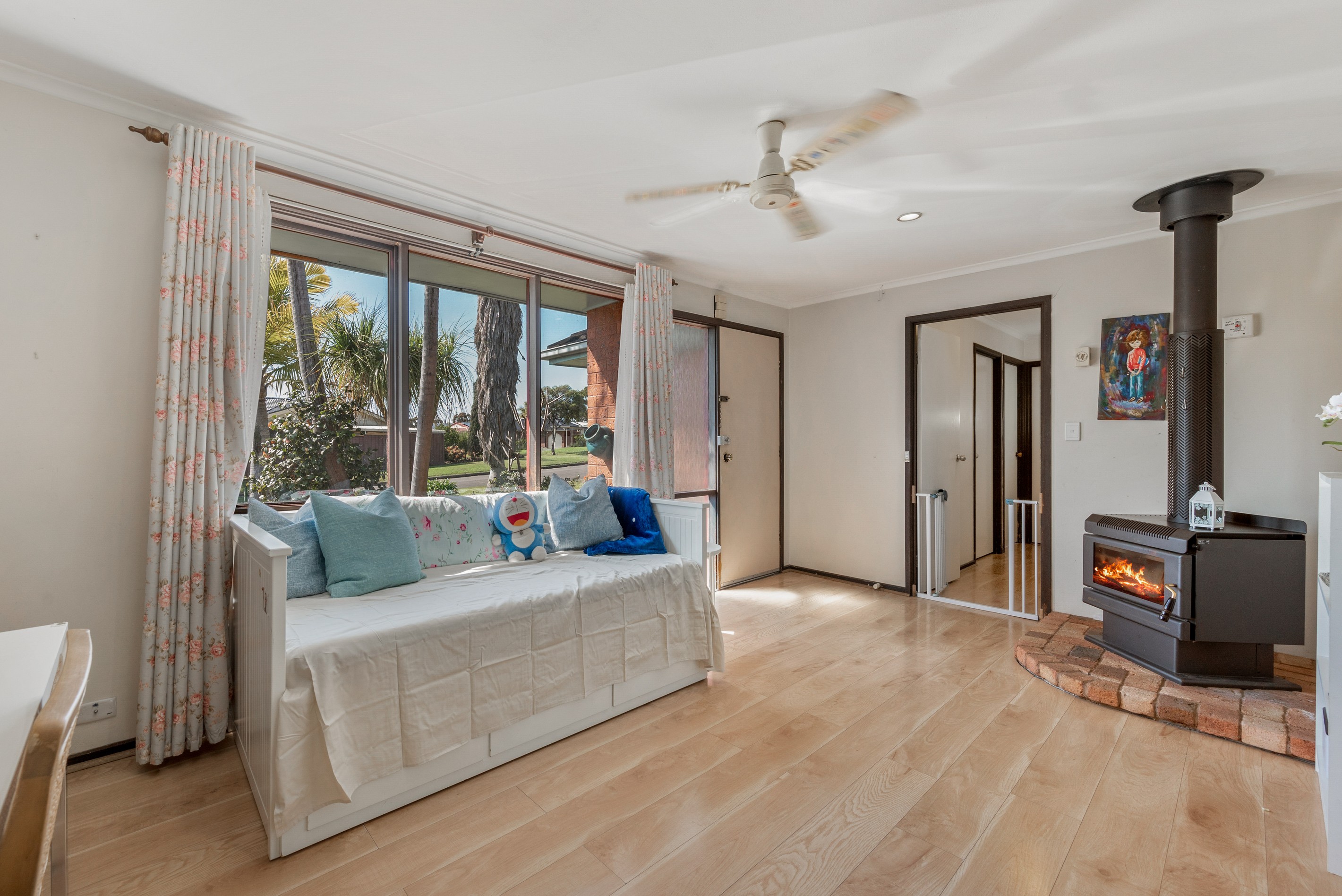 2 Burley Griffin Close, St Clair, NSW 2759