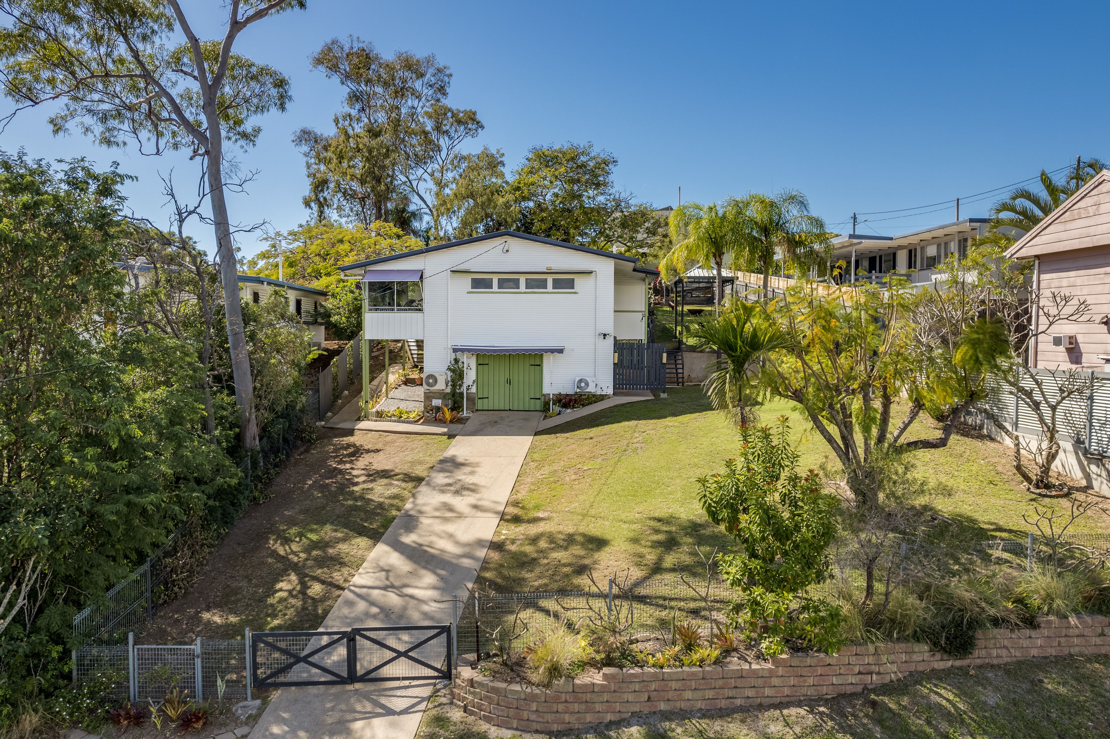 32 Higgins Street, West Gladstone, QLD 4680