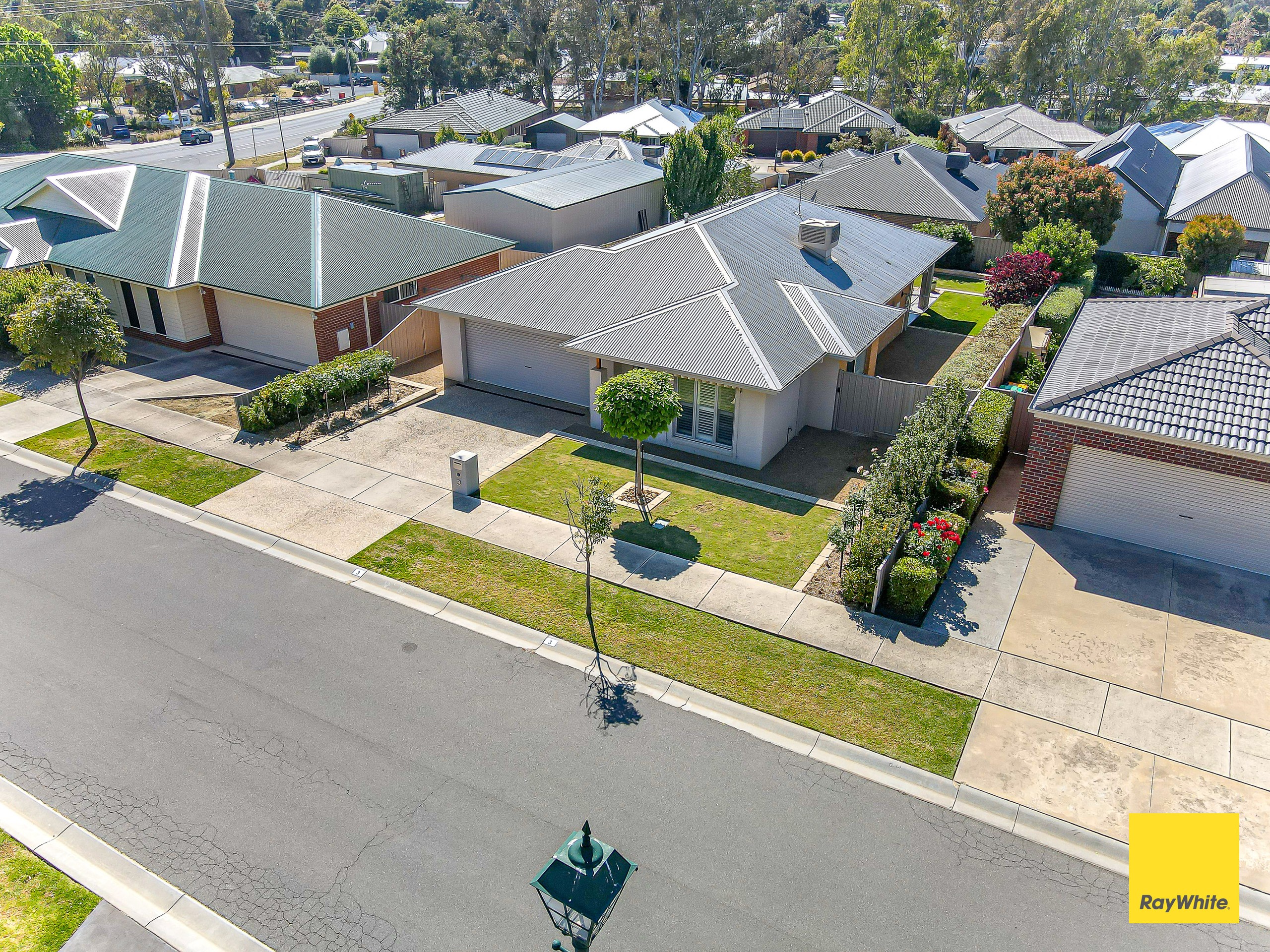 3 Victoria Avenue, Kangaroo Flat, VIC 3555