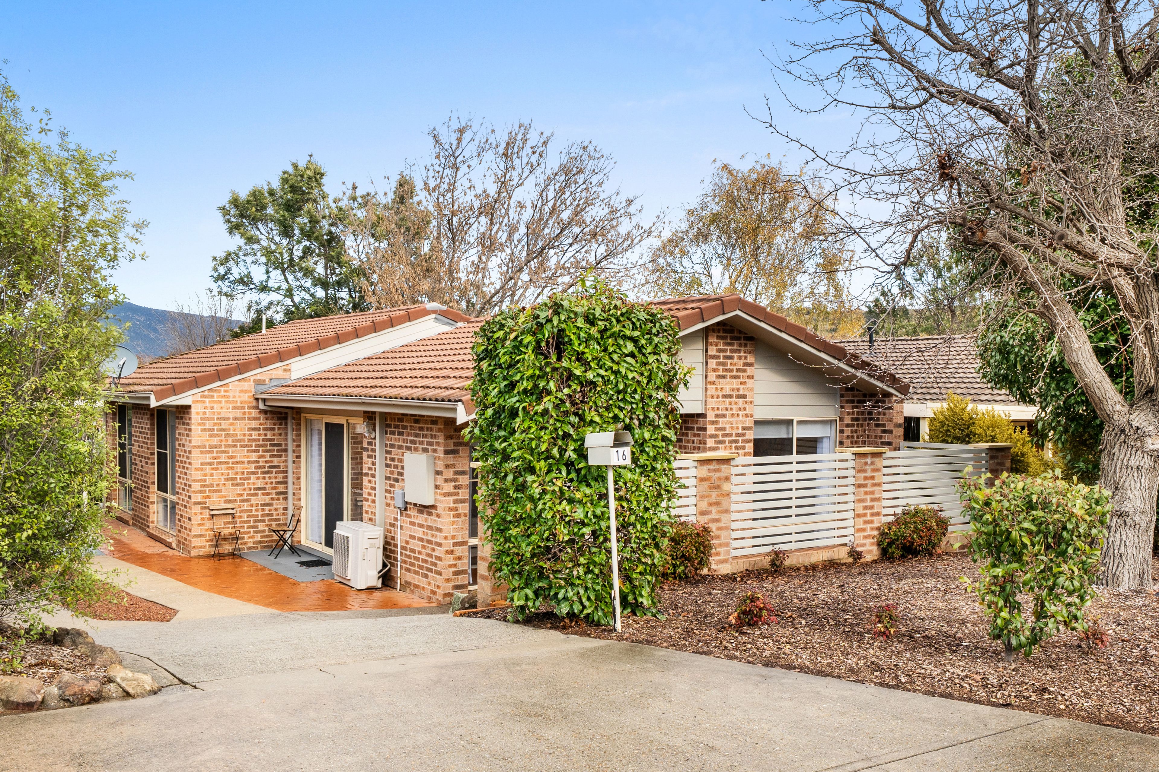 16 Wilhelmi Crescent, Banks, ACT 2906