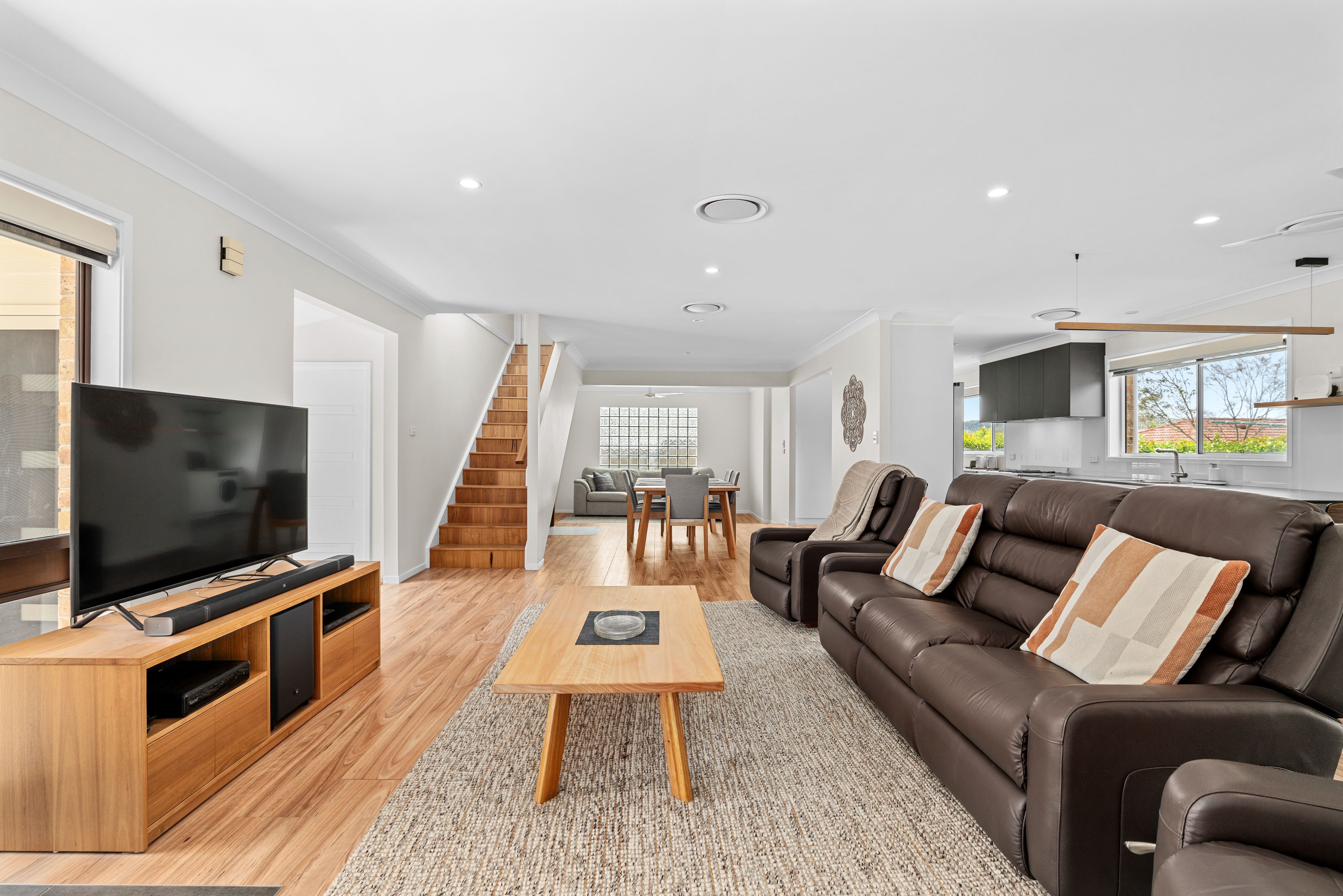 13 Huntington Close, Eleebana, NSW 2282 Sold House Ray White