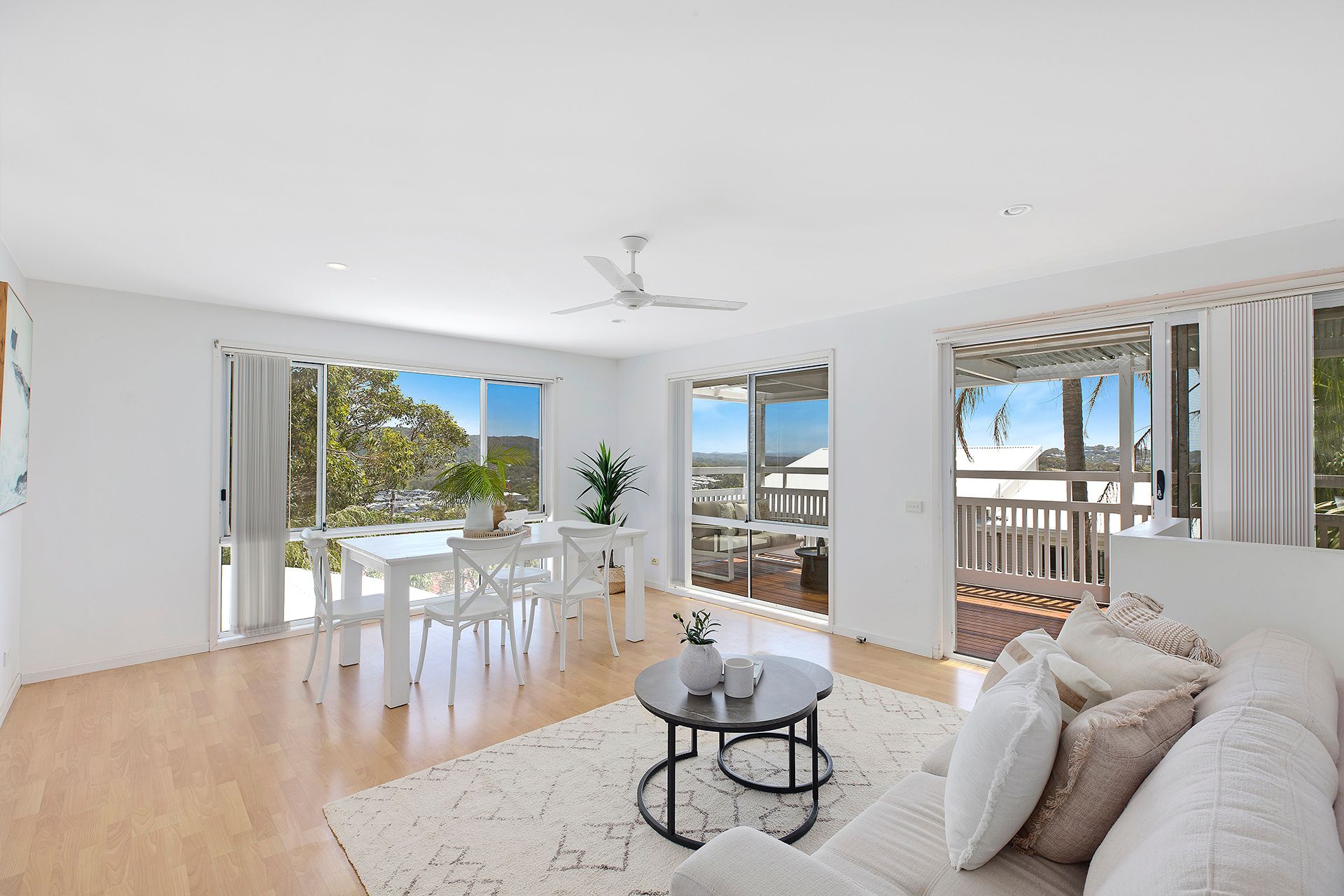 23 Lowanna Avenue, Forresters Beach, NSW 2260