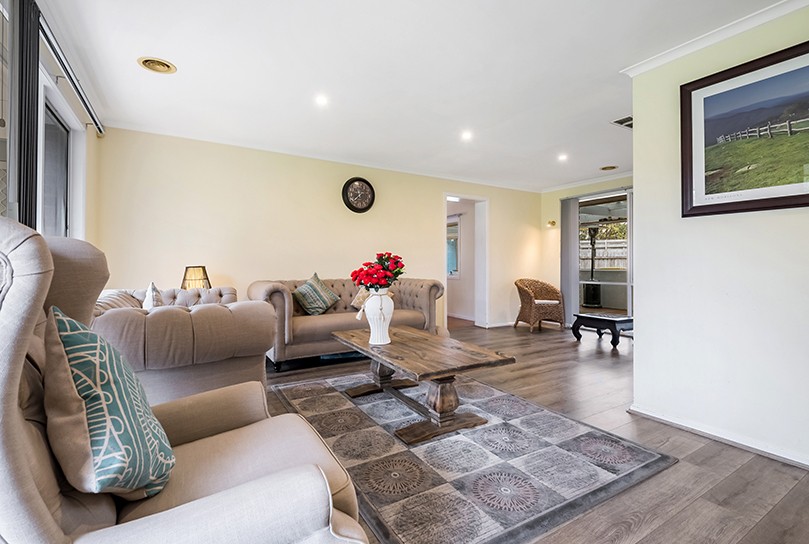 5 Burridge Close, Mill Park, VIC 3082