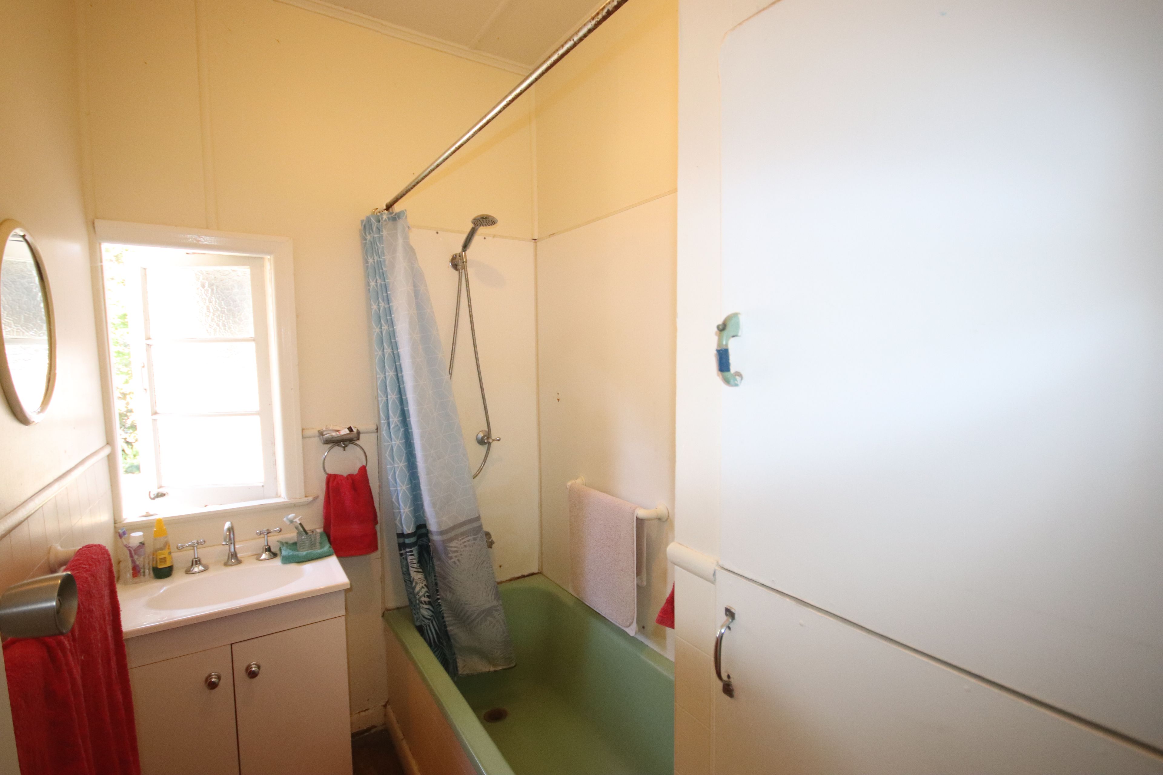 86 Lyons Street — photo 9 of 12