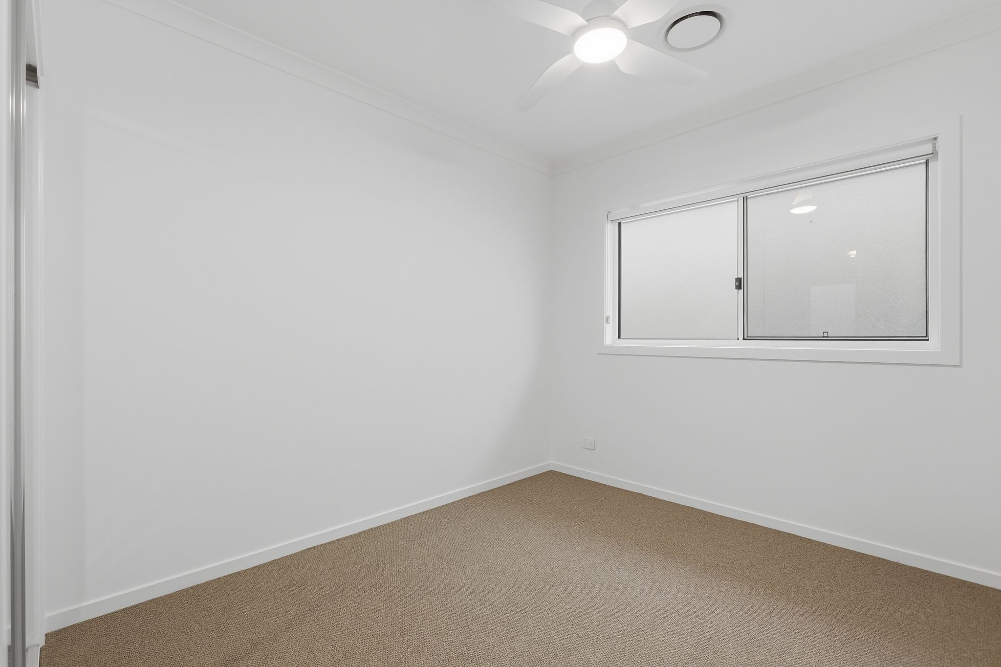14 Barnett Avenue — photo 4 of 16