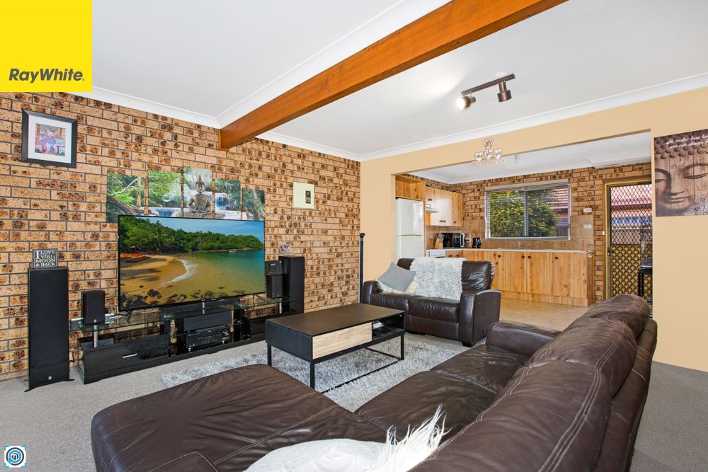 2/18 pur pur, Lake Illawarra, NSW 2528