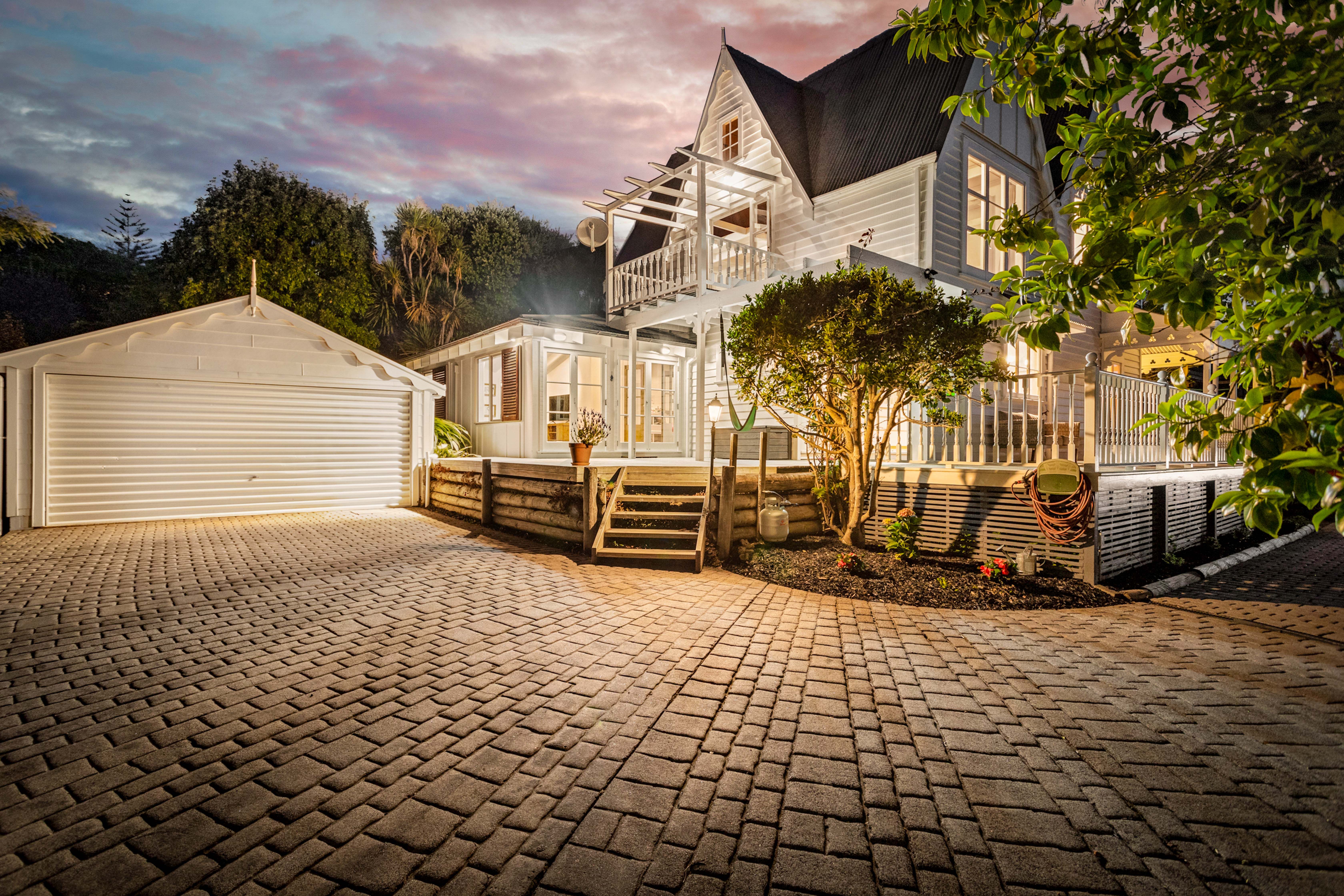 15 Royal Viking Way, Lynfield, Auckland City