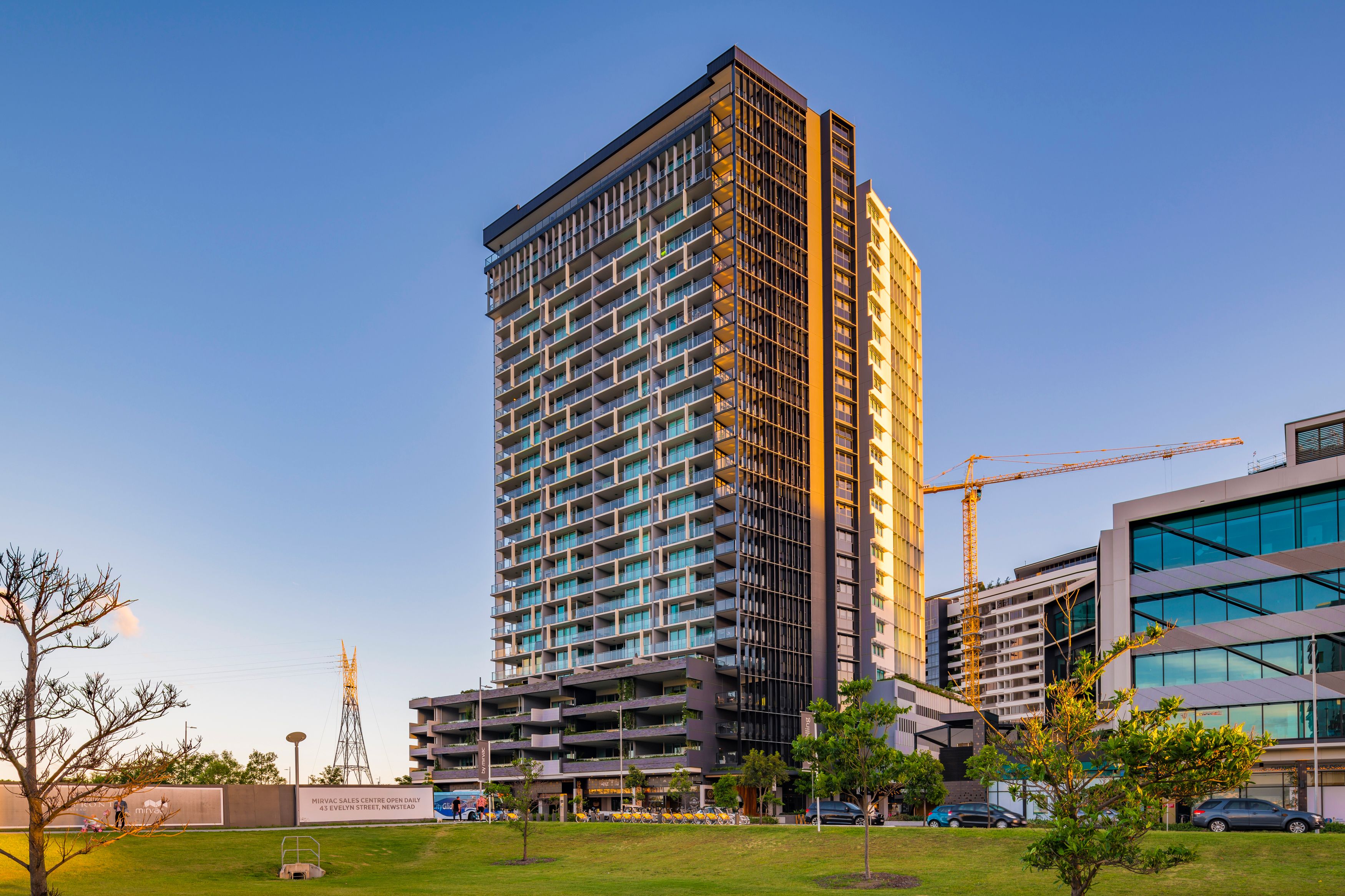 1705/30 Festival Place, Newstead, QLD 4006