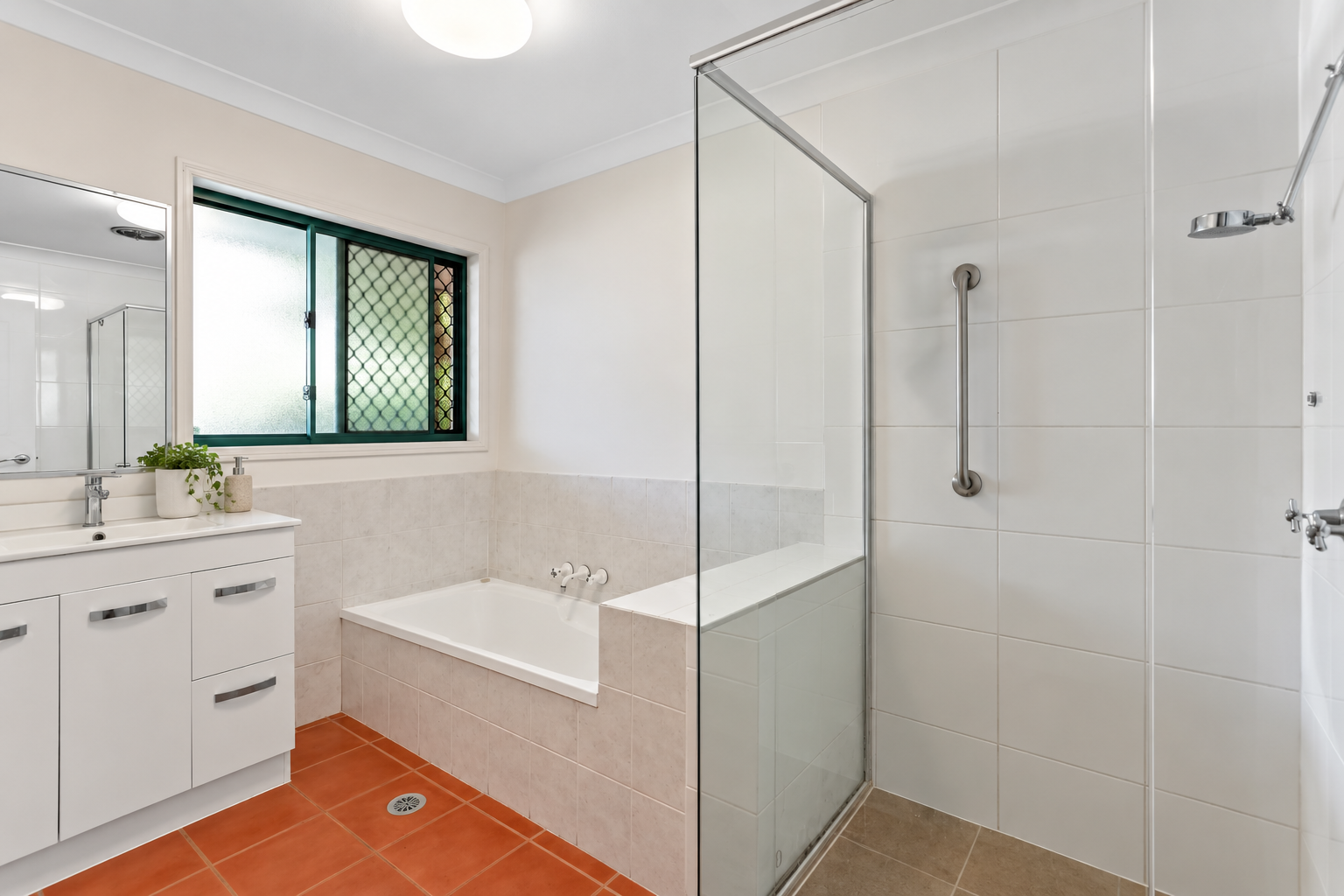 18 Wollemi Court — photo 12 of 19