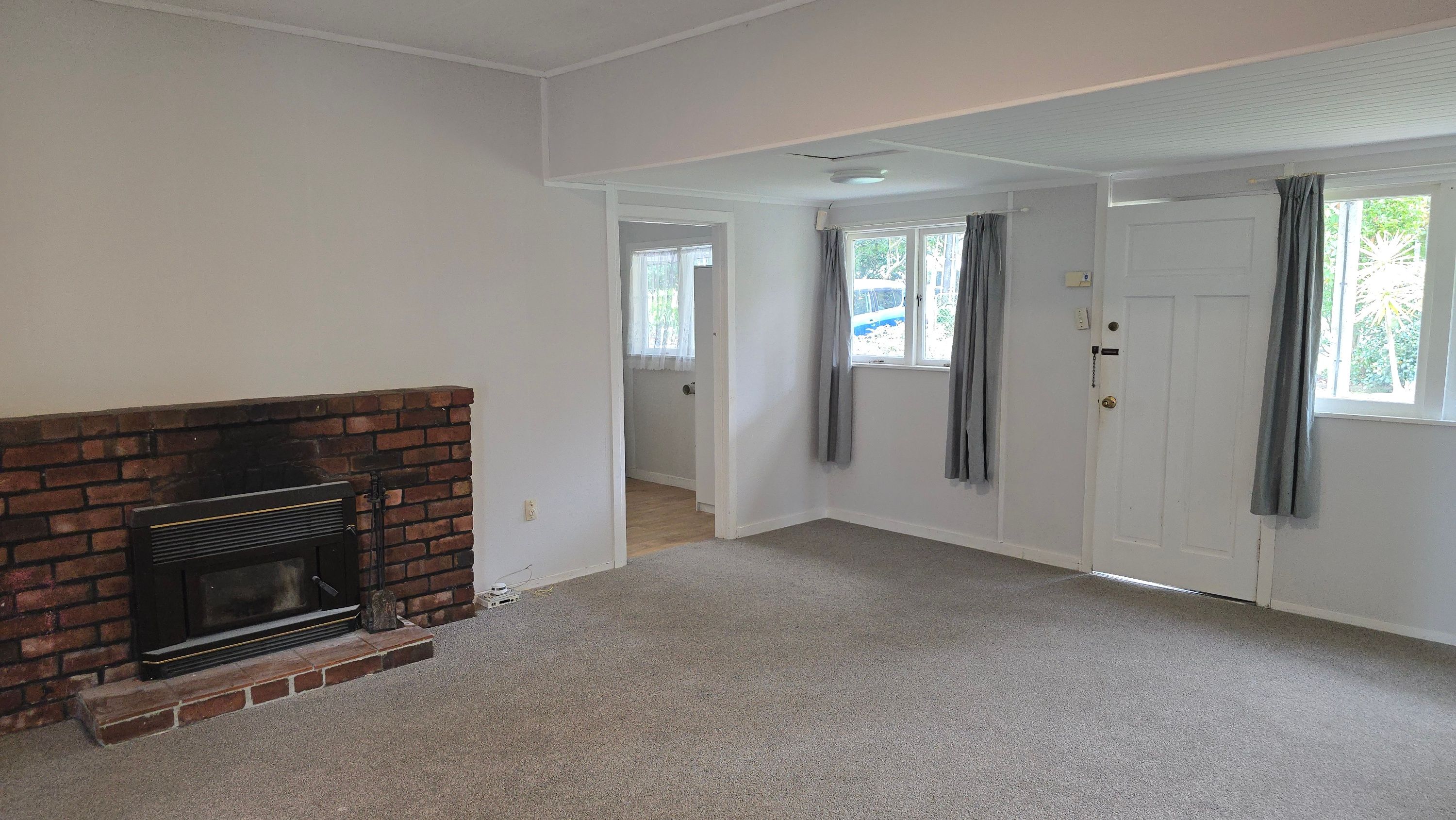 10 Red Hills Road, Massey, Waitakere City