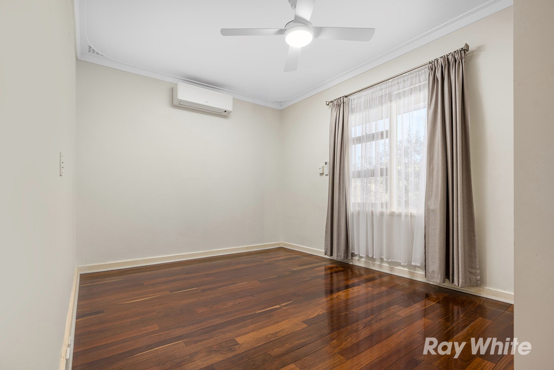34 Dorothy Street — photo 14 of 30