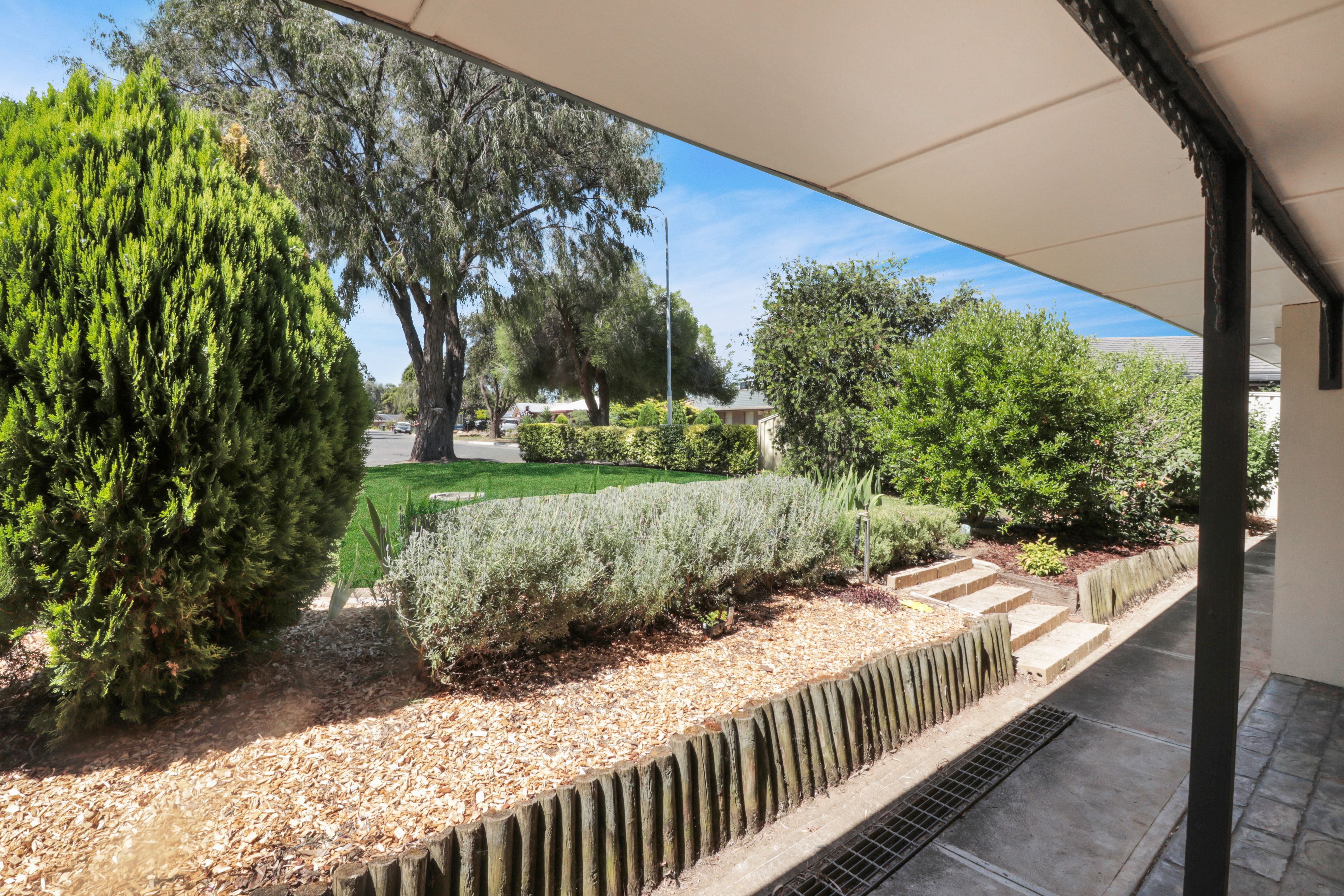 21 Niemeyer Crescent, St Agnes, SA 5097
