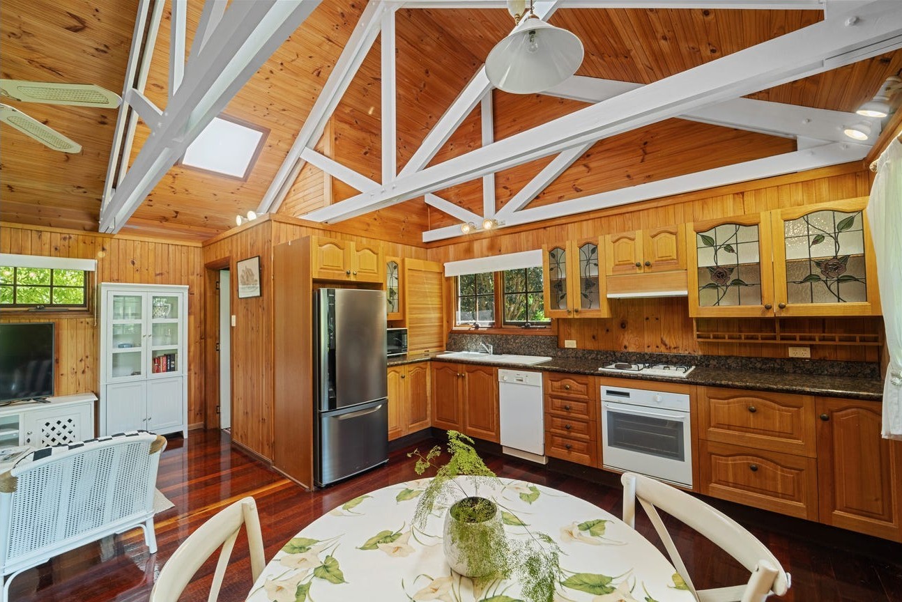 86-88A Cliff Road, Tamborine Mountain, QLD 4272