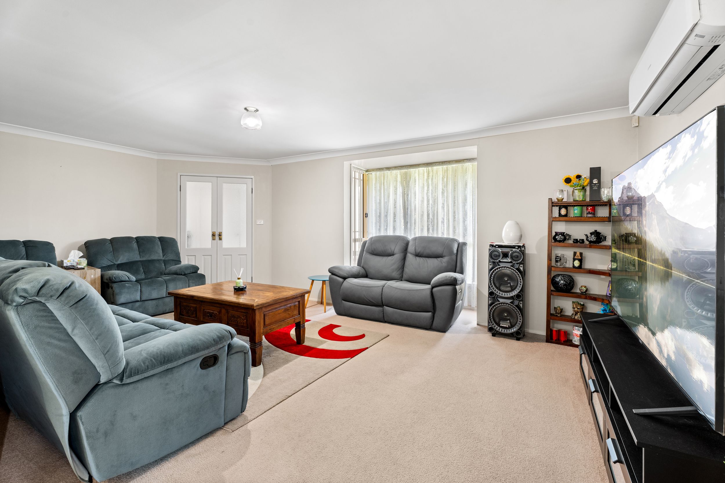 21 The Lakes Drive, Glenmore Park, NSW