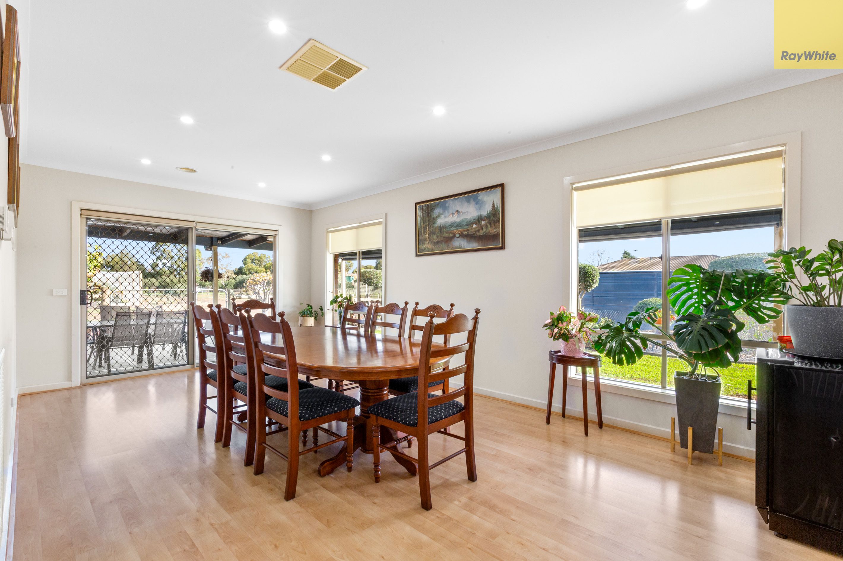 11 Eyrie Court — photo 10 of 27