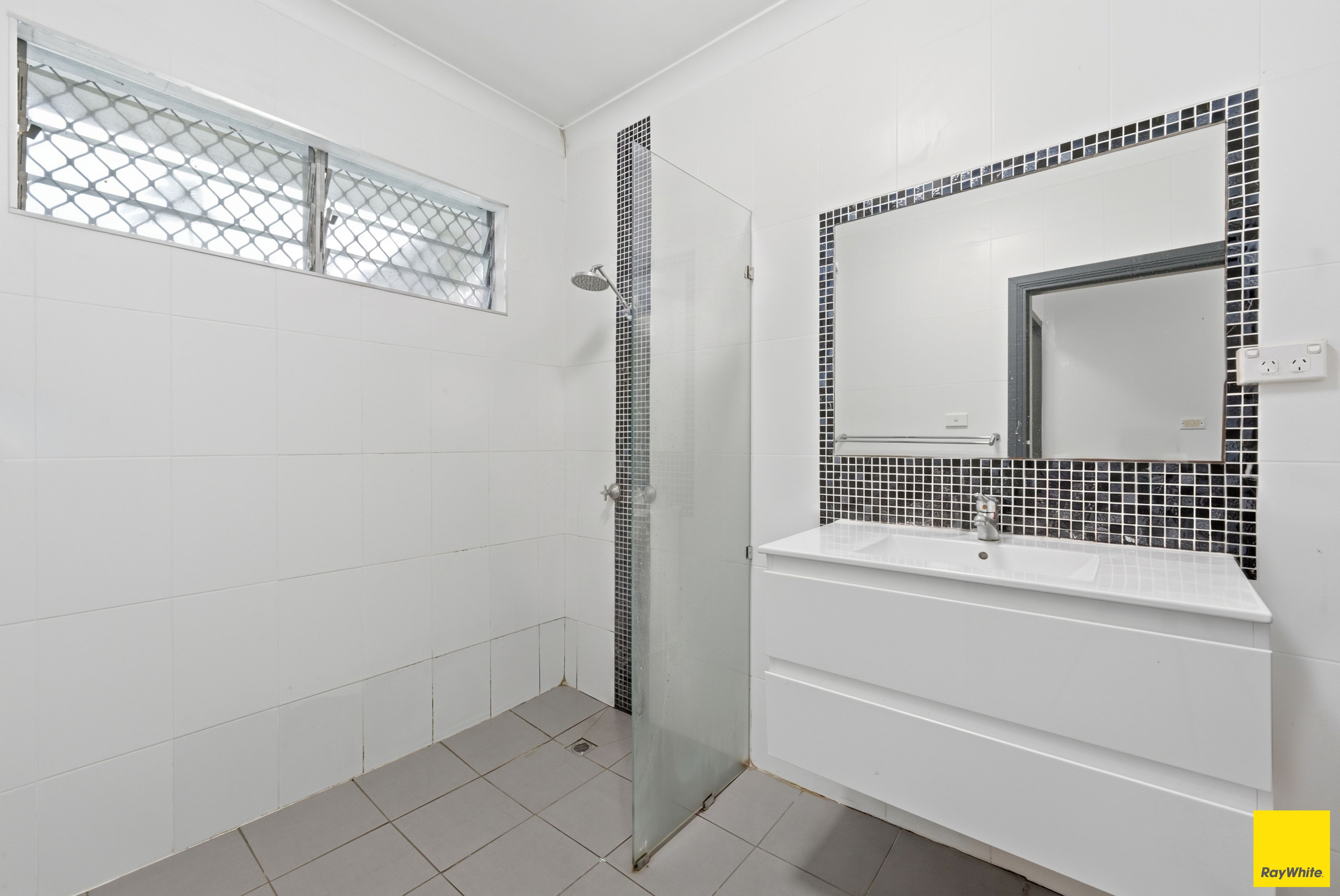 16 Melaleuca Street — photo 15 of 26