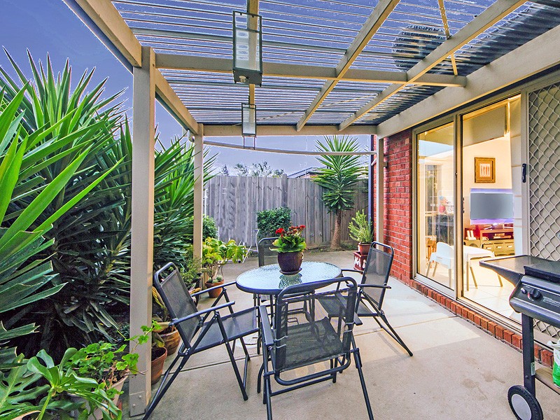 16 Loon Drive, Williams Landing, VIC 3027