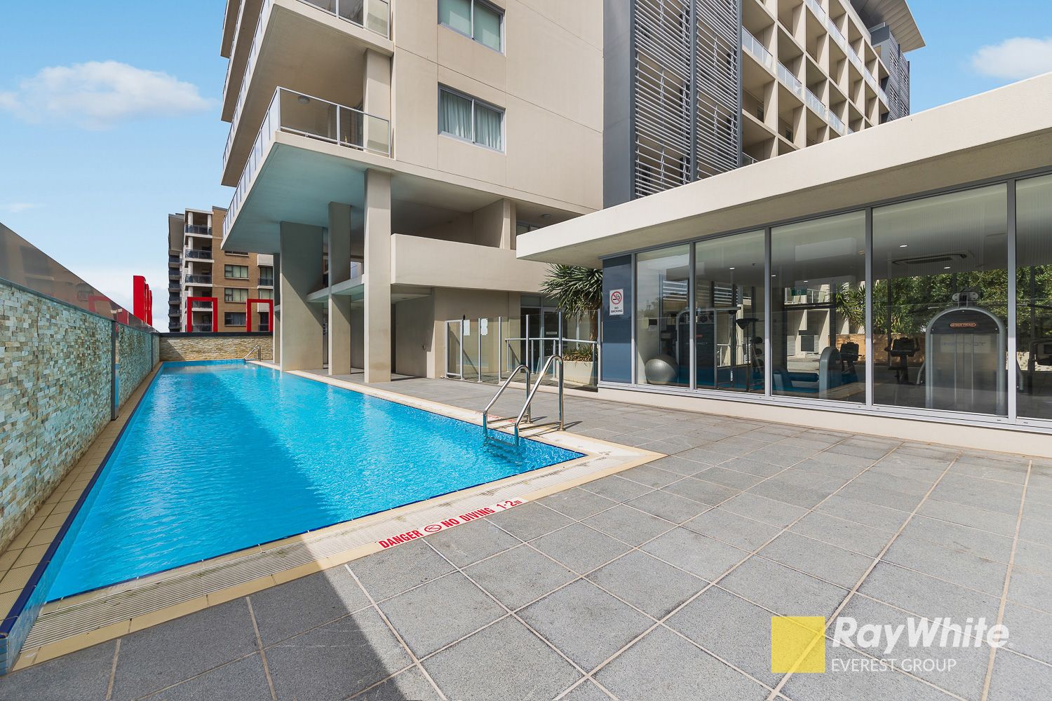 510B/8 Bourke Street — photo 21 of 25