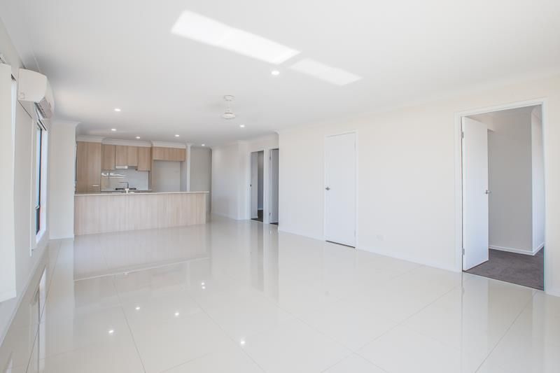 63 The Heights Boulevard, Pimpama, QLD 4209