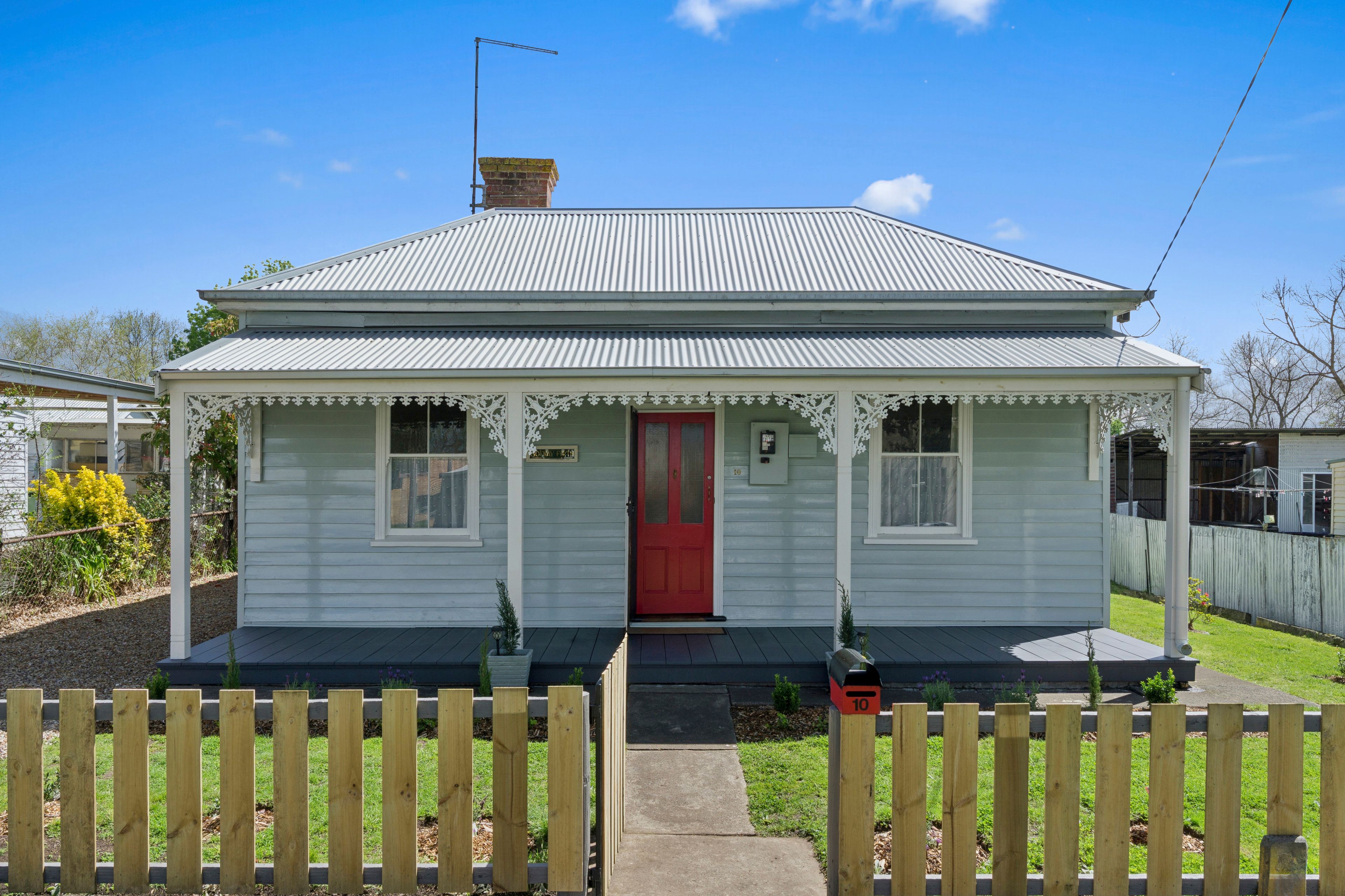 10 Brooke Street , Camperdown VIC 3260