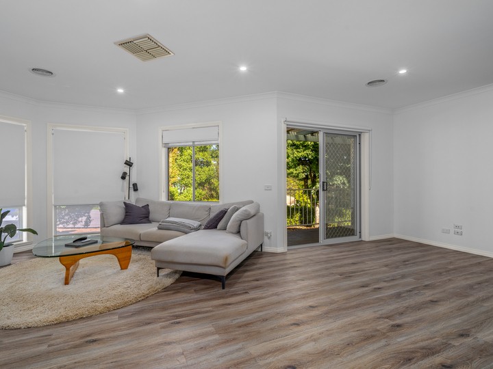 92 Sunset Drive, West Albury, NSW 2640