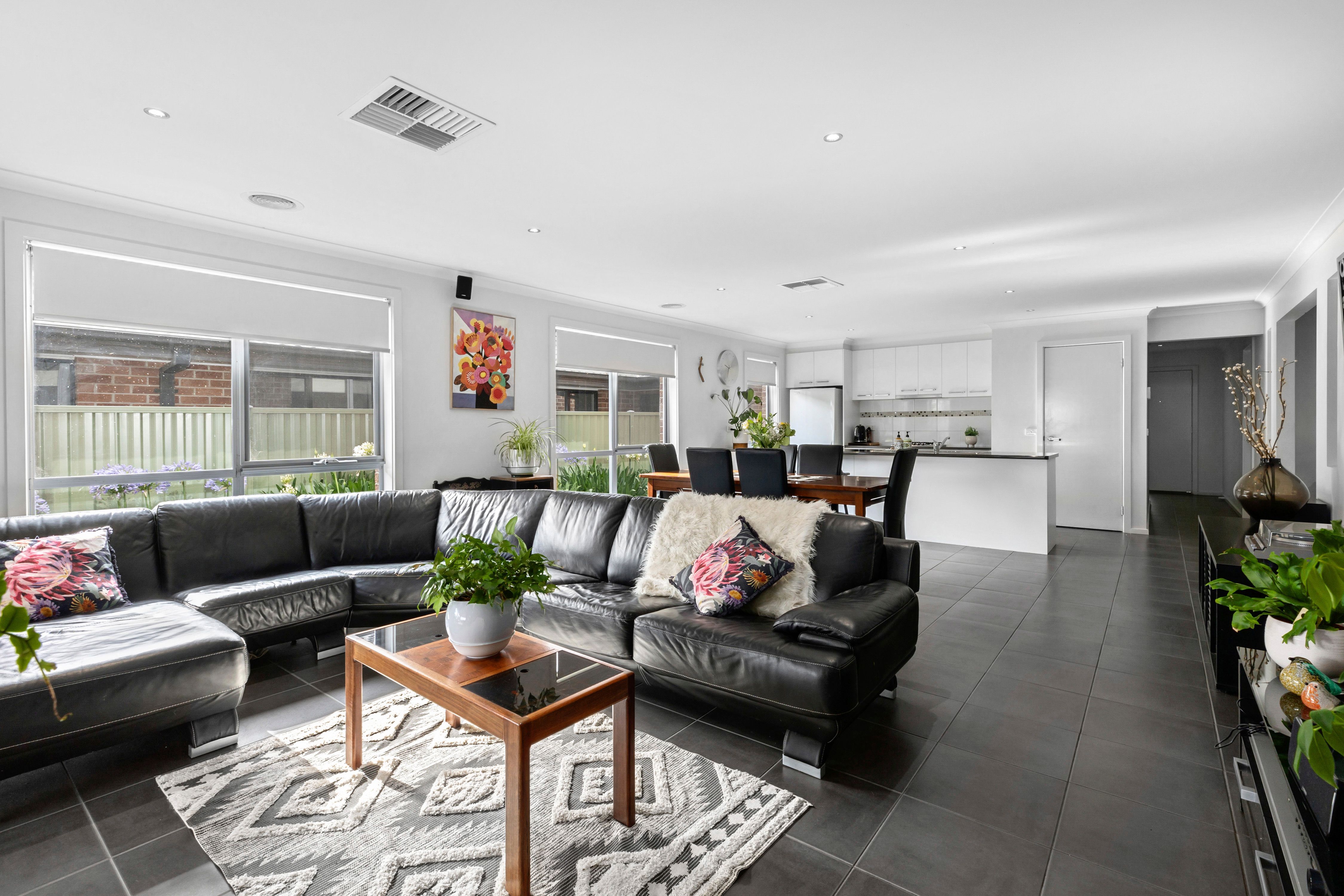 11 Waterford Drive, Miners Rest, VIC 3352
