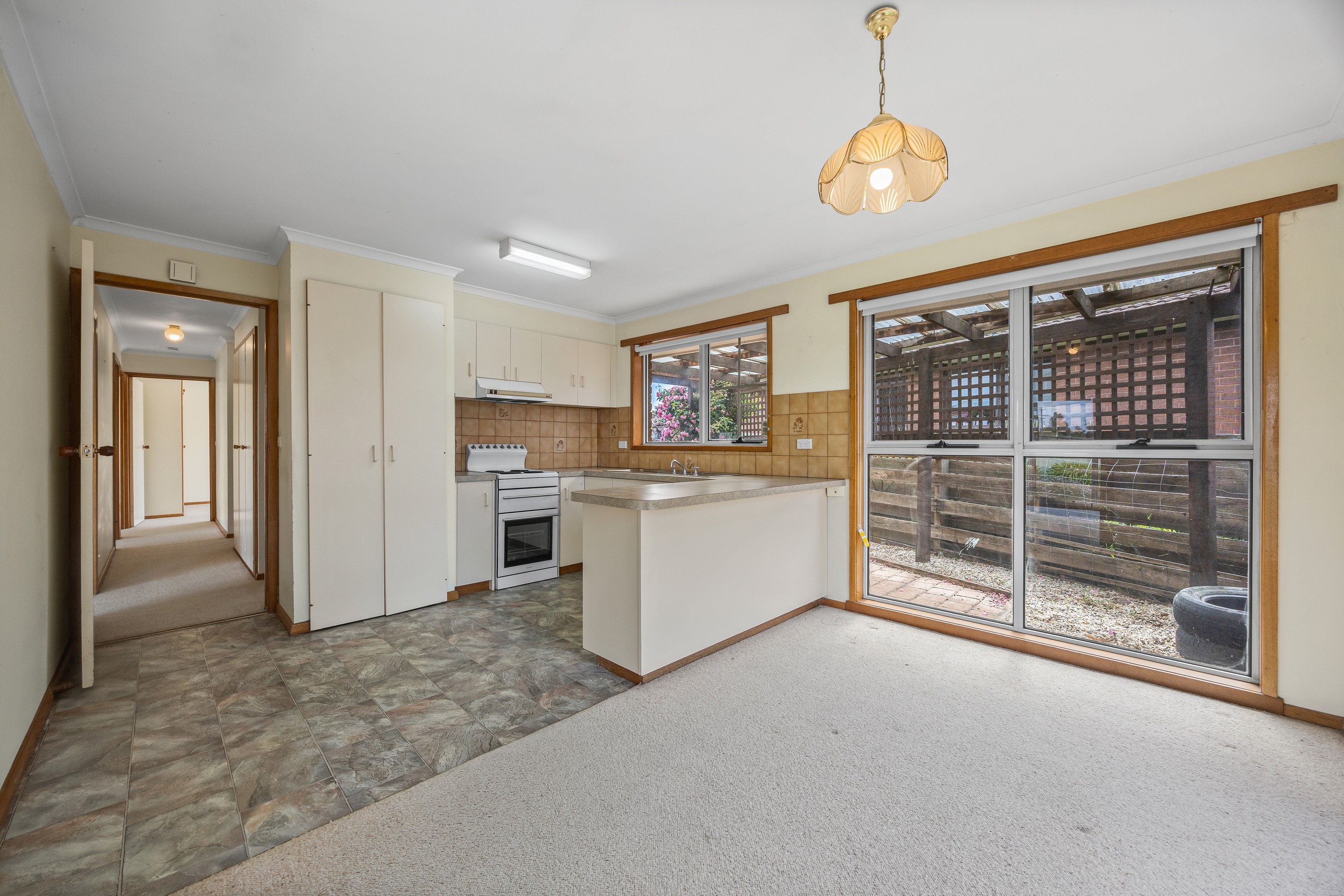1006 Grevillea Road, Wendouree, VIC 3355