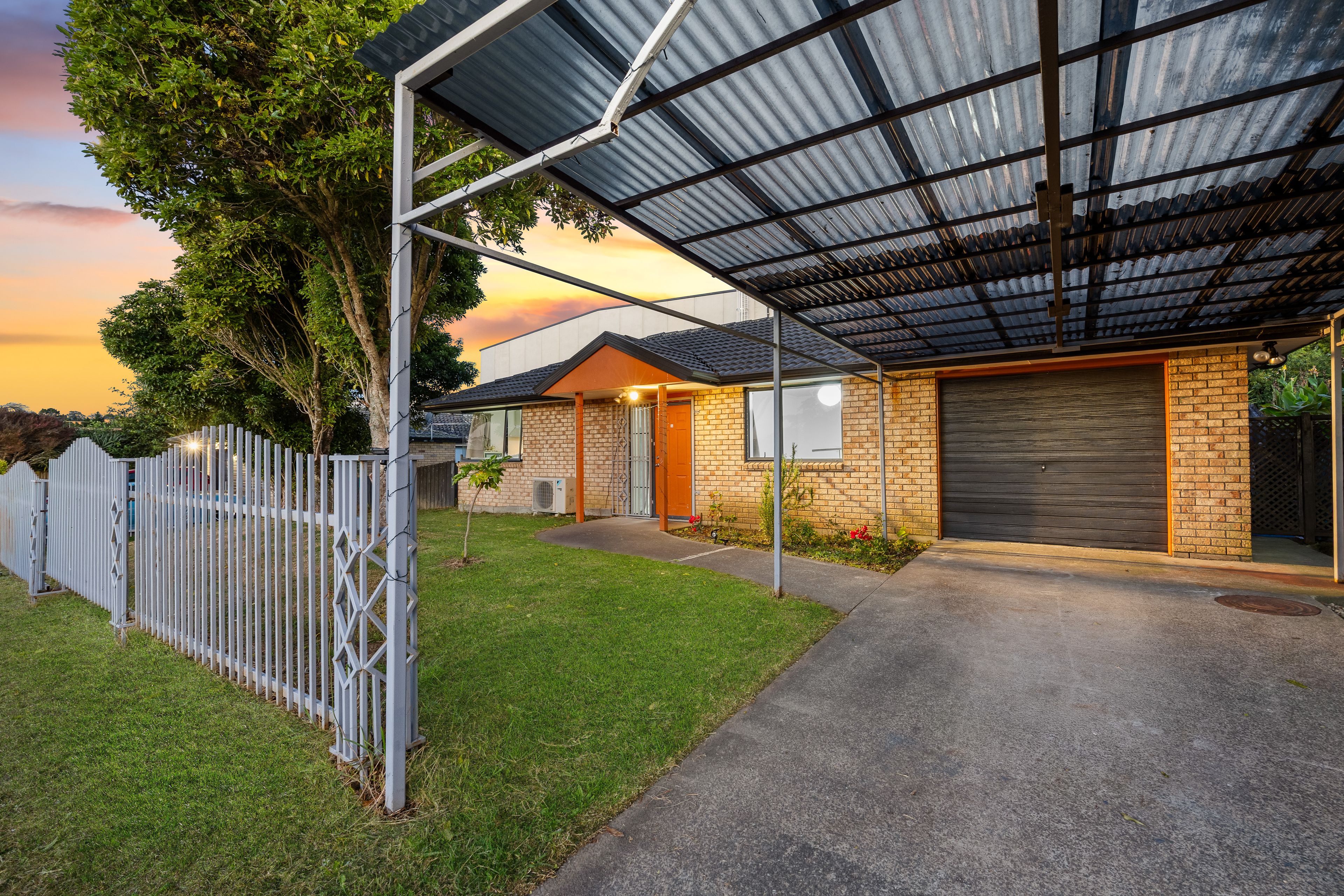 29 Woodbank Drive, Glen Eden, Waitakere City