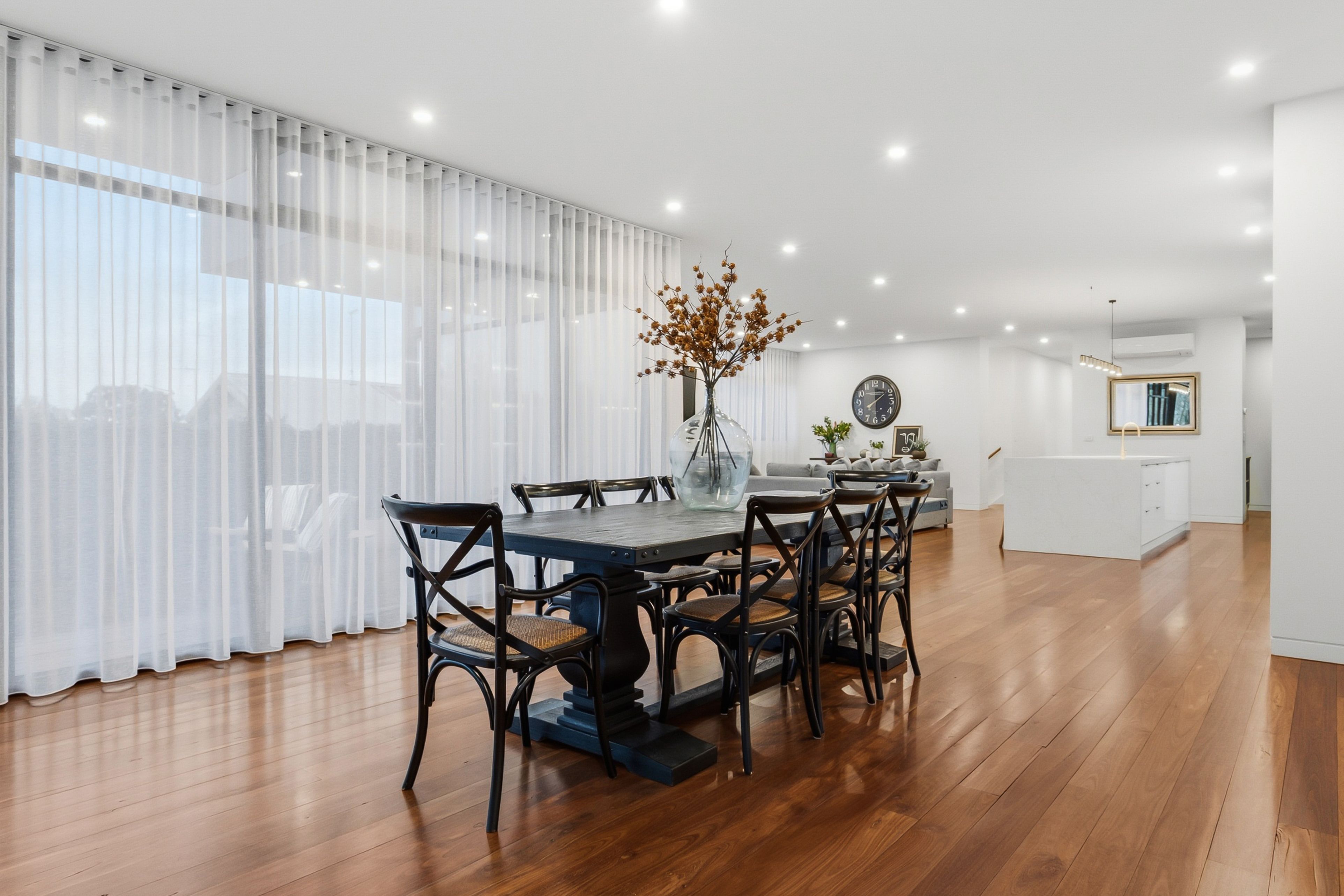 10 Clarendon Street — photo 9 of 30