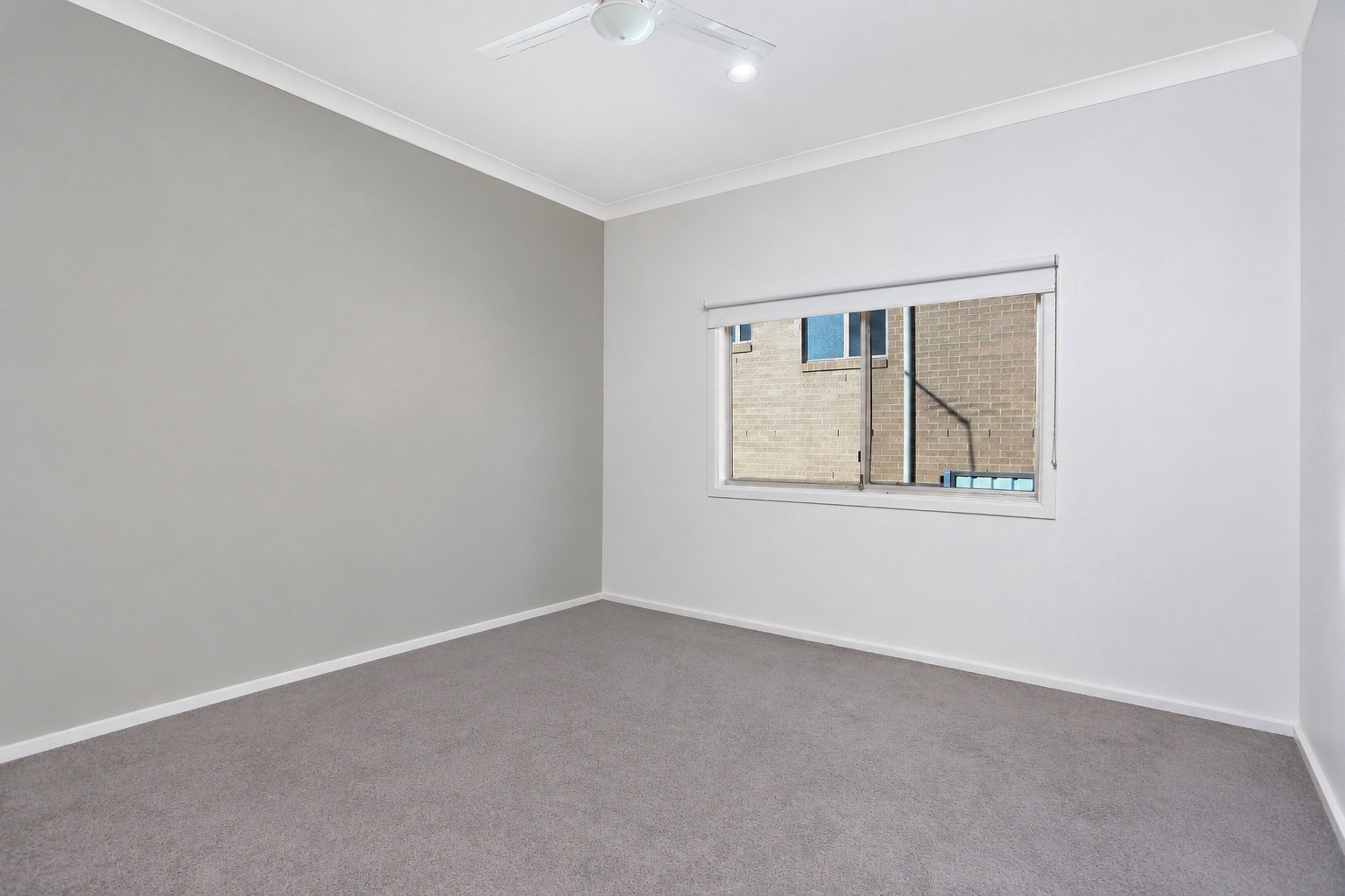 175 Dunmore Street — photo 6 of 12