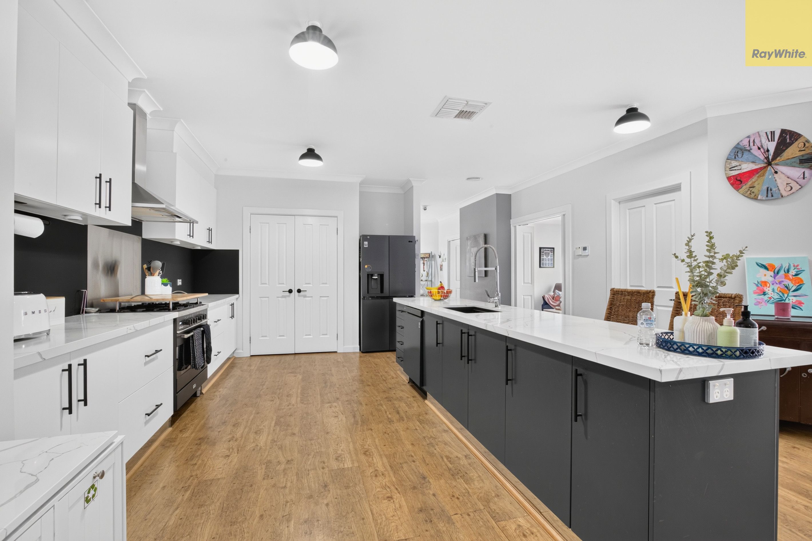 27 Highfield Way — photo 3 of 29