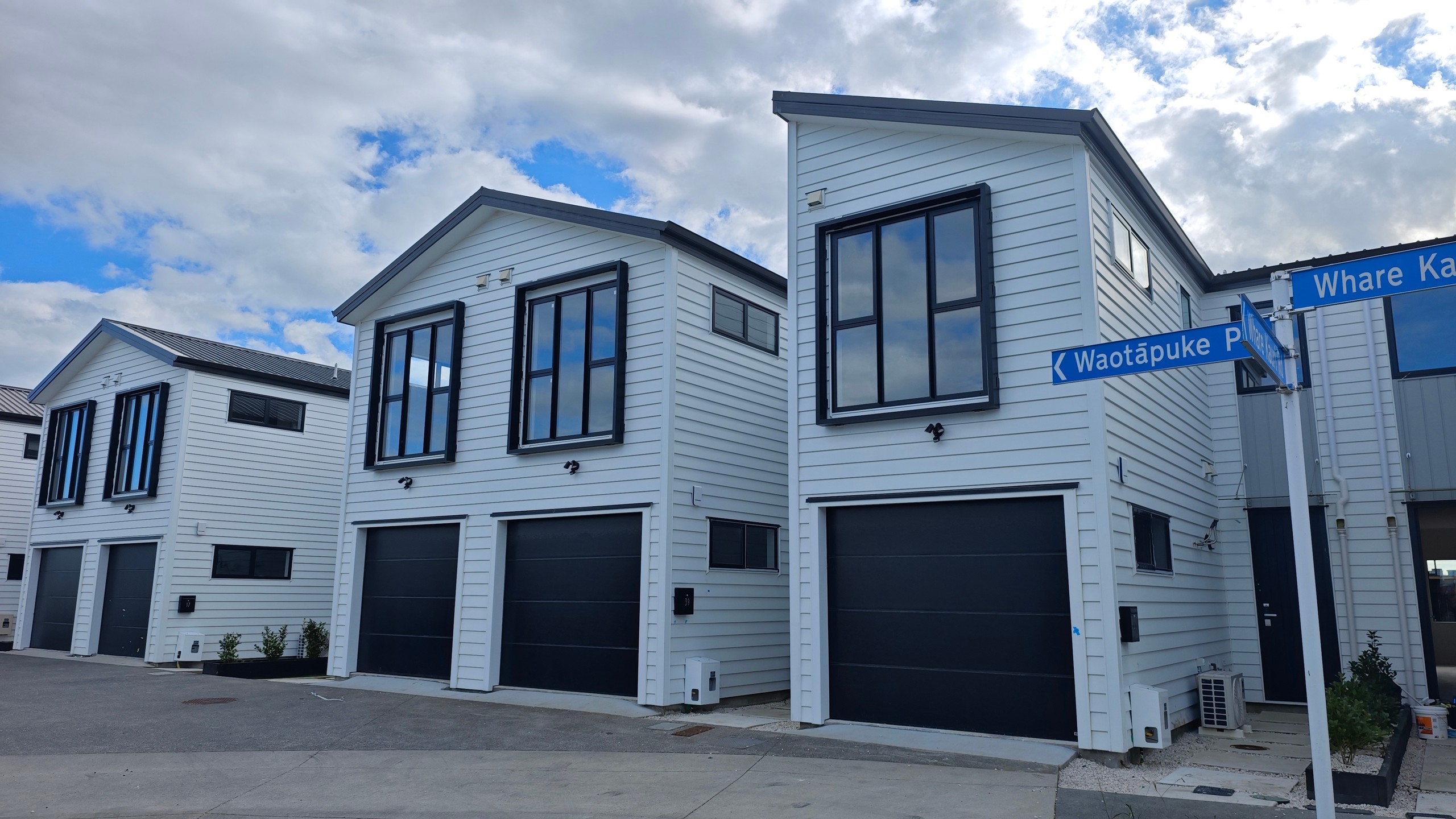 39 Whare Kauri Road, Papakura, Papakura