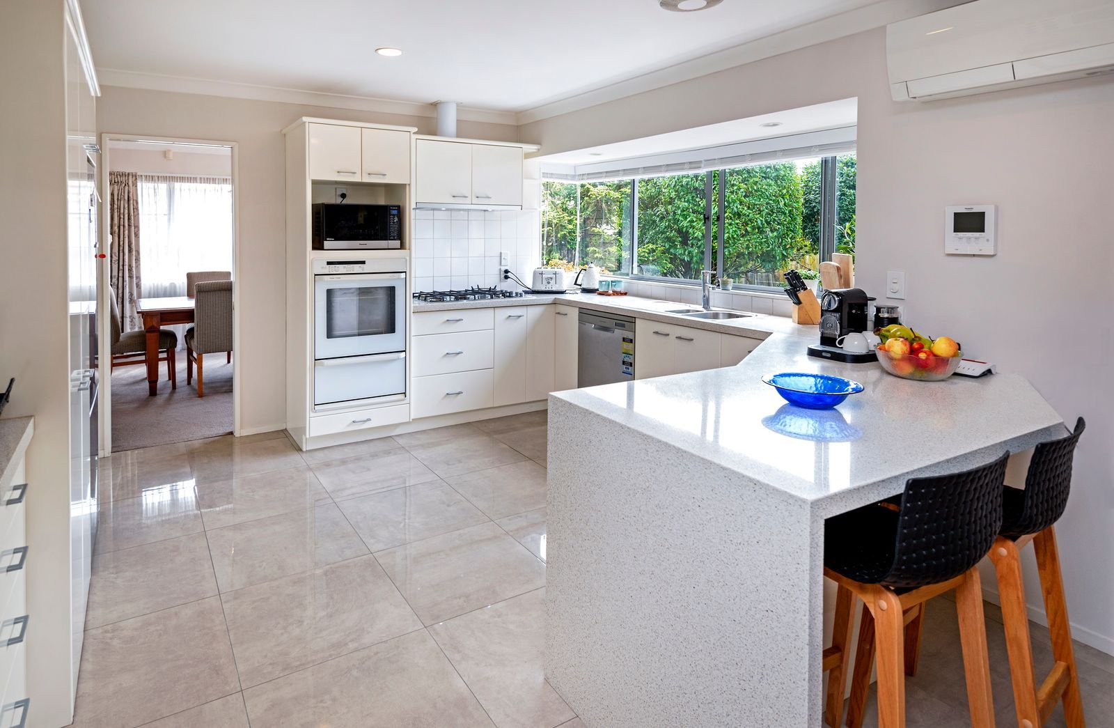 8 Bronte Place, Somerville, Manukau City